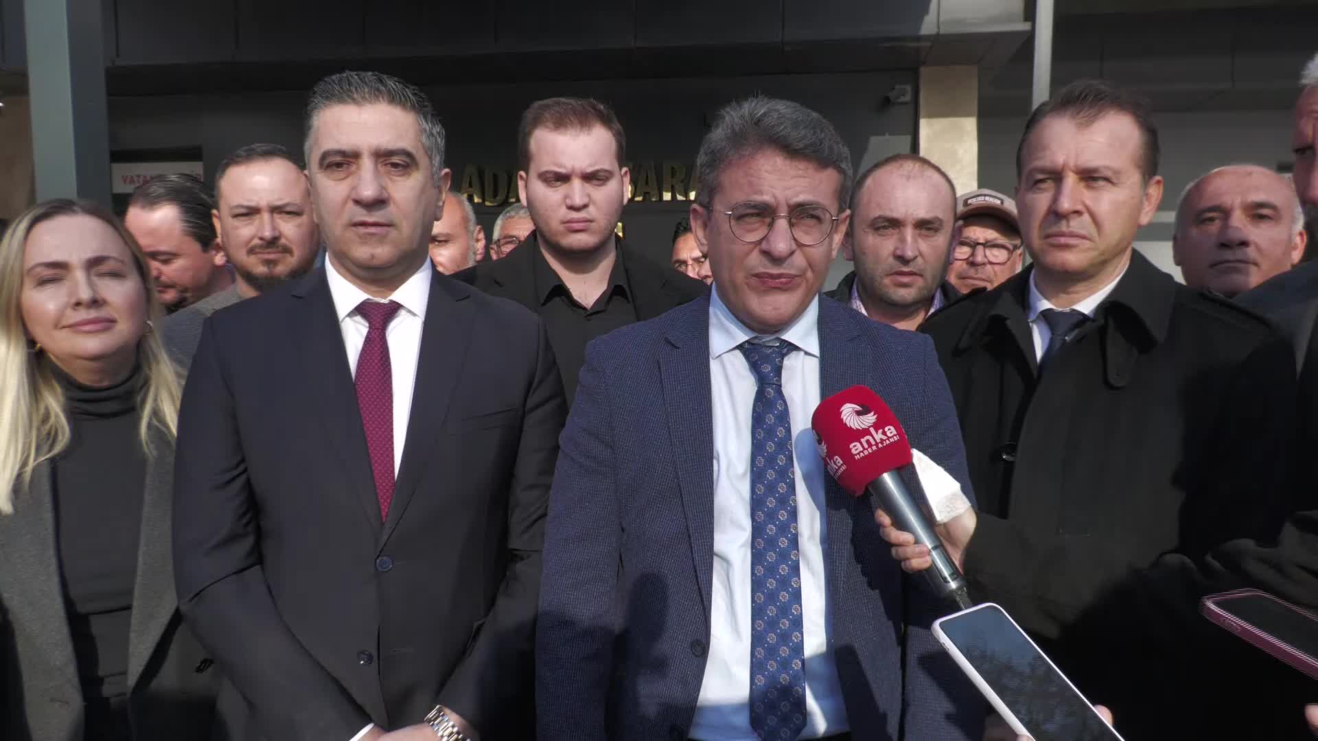 MENDERES BELEDİYE BAŞKANI MUSTAFA KAYALAR ‘RÜŞVET’ İDDİASIYLA HAKKINDA AÇILAN DAVADA BERAAT ETTİ... KAYALAR: İÇİŞLERİ BAKANLIĞI'NDAN GÖREVE İADEMİ TALEP EDİYORUM"