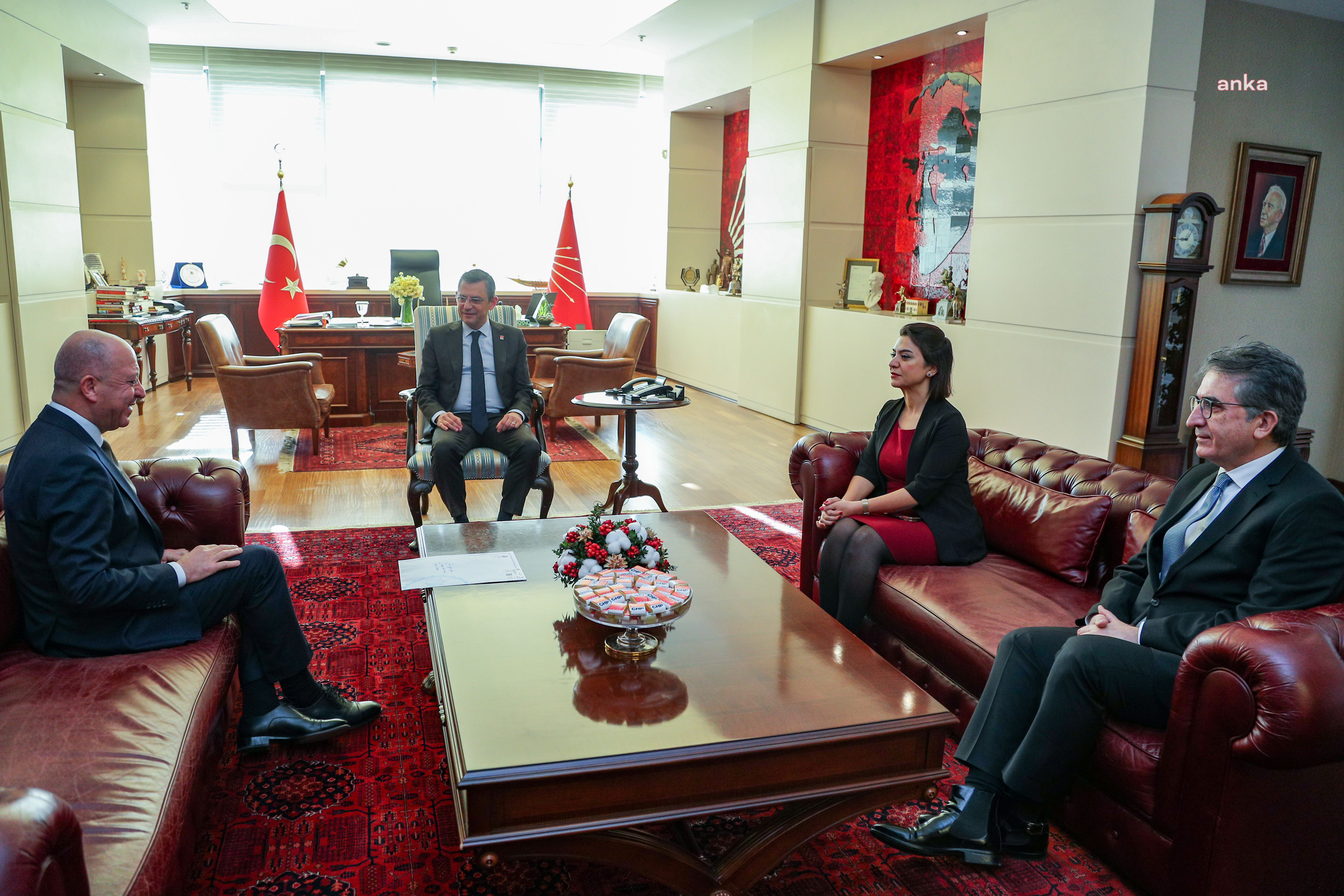 ÖZGÜR ÖZEL, ANKARA SANAYİ ODASI BAŞKANI ARDIÇ İLE BİR ARAYA GELDİ