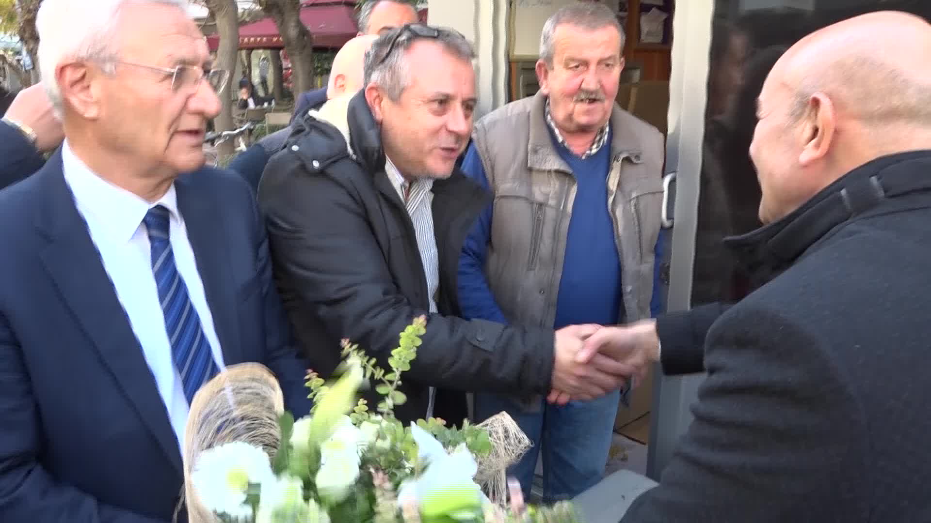 İZMİR BÜYÜKŞEHİR BELEDİYE BAŞKANI TUNÇ SOYER TAKSİ VE MİNİBÜS ESNAFIYLA BİR ARAYA GELDİ