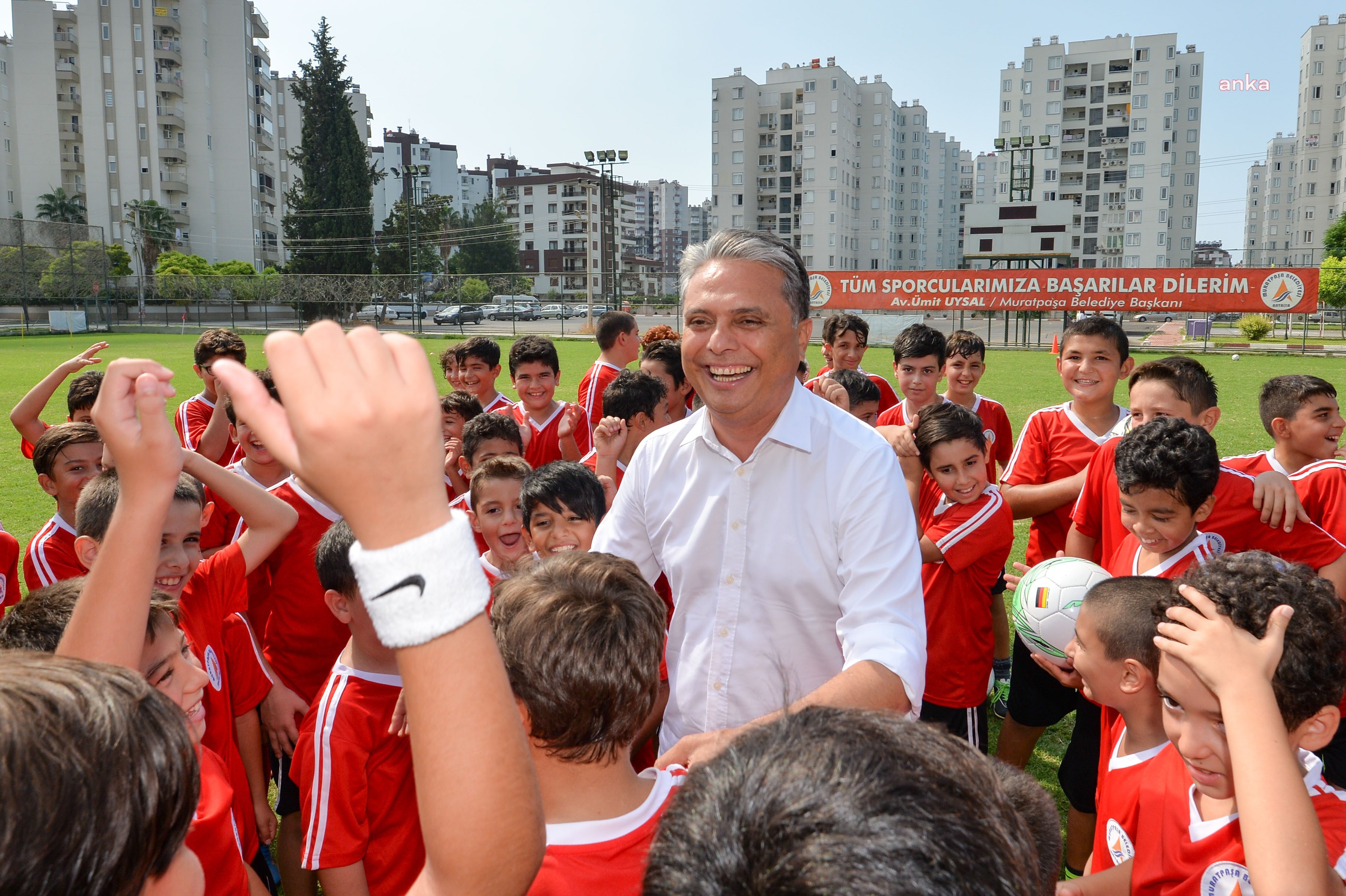 MURATPAŞA BELEDİYESİ'NDEN 94 KULÜBE 7’ŞER BİN LİRA DESTEK