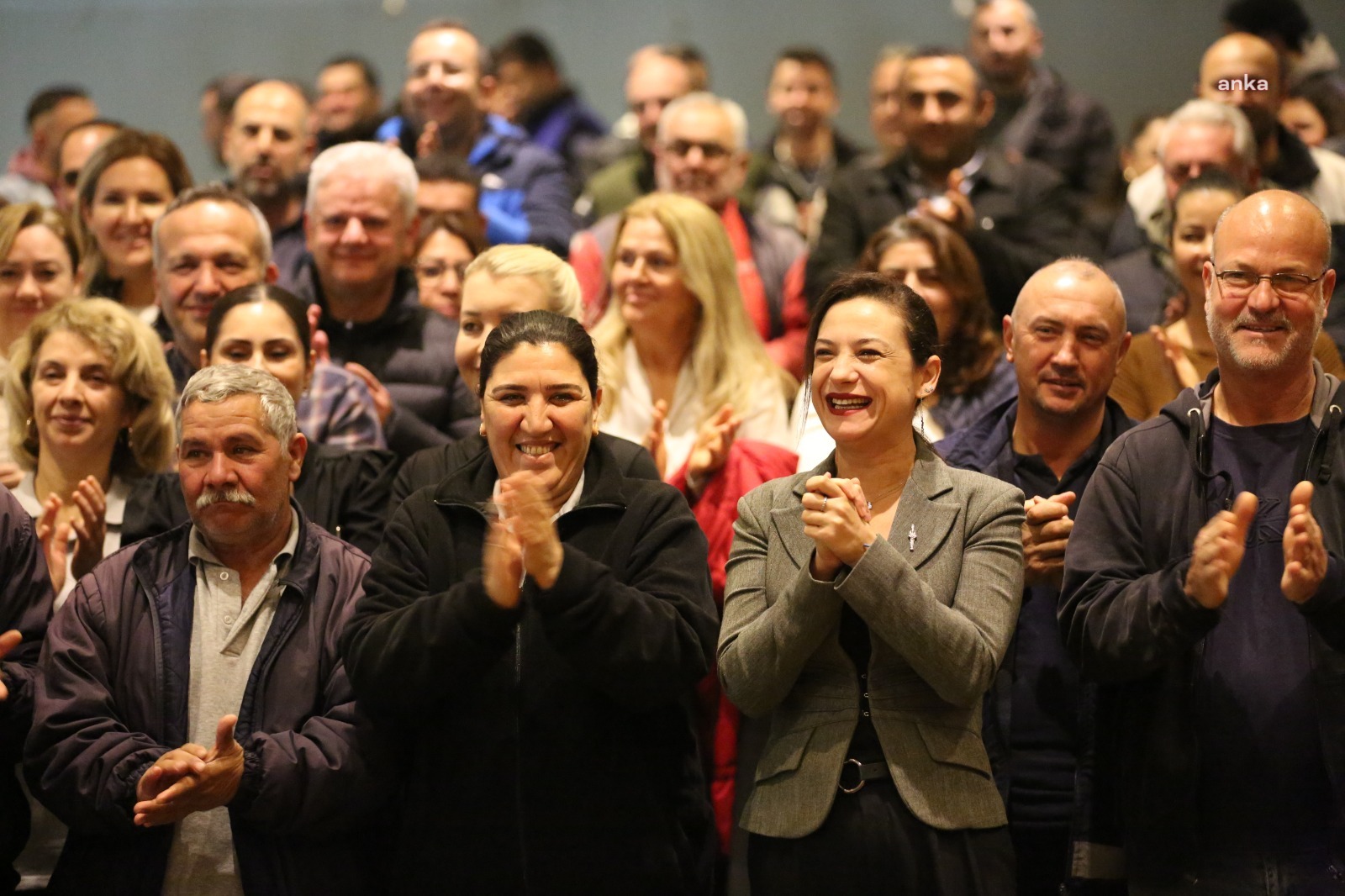 FİLİZ BAŞKAN EMEKÇİLERLE BULUŞTU: ÇÖZÜM ÜRETEREK EKMEĞİMİZİ BÜYÜTTÜK, GURUR DUYUYORUM