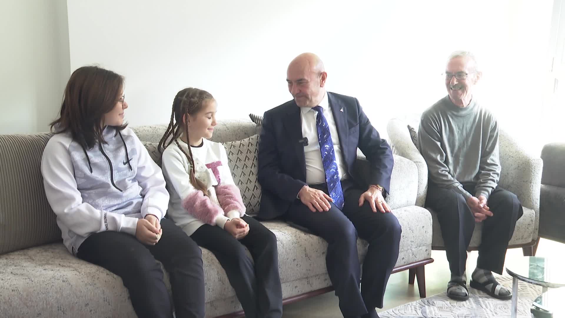 BAŞKAN SOYER, ÖRNEKKÖY KENTSEL DÖNÜŞÜM BÖLGESİNİN SAKİNLERİNE MİSAFİR OLDU