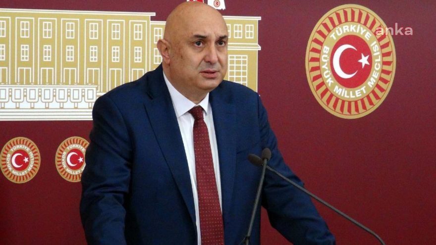 CHP'Lİ ÖZKOÇ: "SAĞLIKÇILARIMIZI TEHDİT EDENLER TÜRKİYE'YE EN BÜYÜK İHANETİ YAPIYOR"