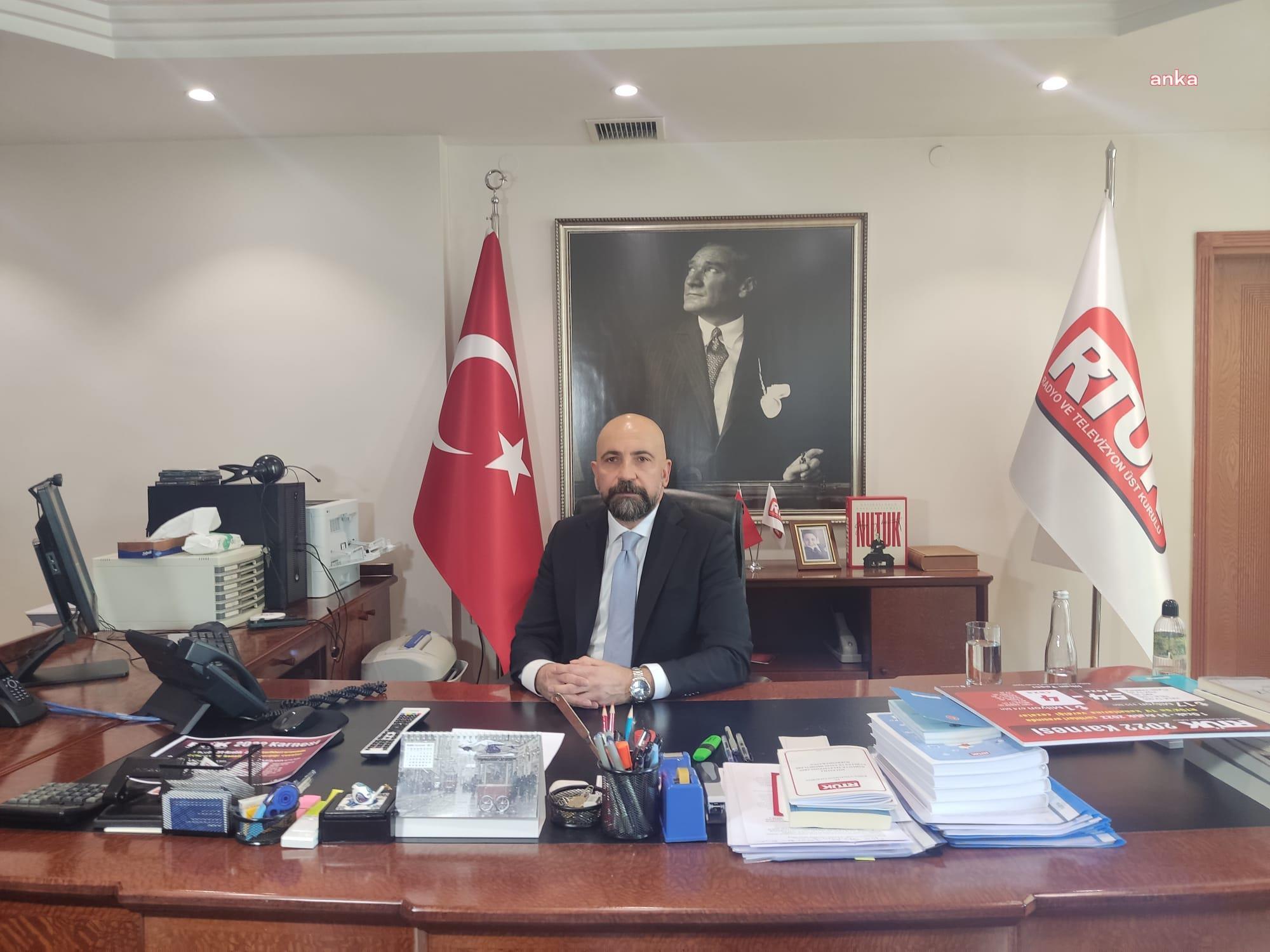 İLHAN TAŞCI'DAN TRT GENEL MÜDÜRÜ ZAHİD SOBACI'YA: HER YIL 1 OCAK'TA YAYINLADIĞINIZ VİYANA FİLARMONİ ORKESTRASI YENİ YIL KONSERİ NEDEN BUGÜNKÜ YAYIN AKIŞINIZDA YOK?