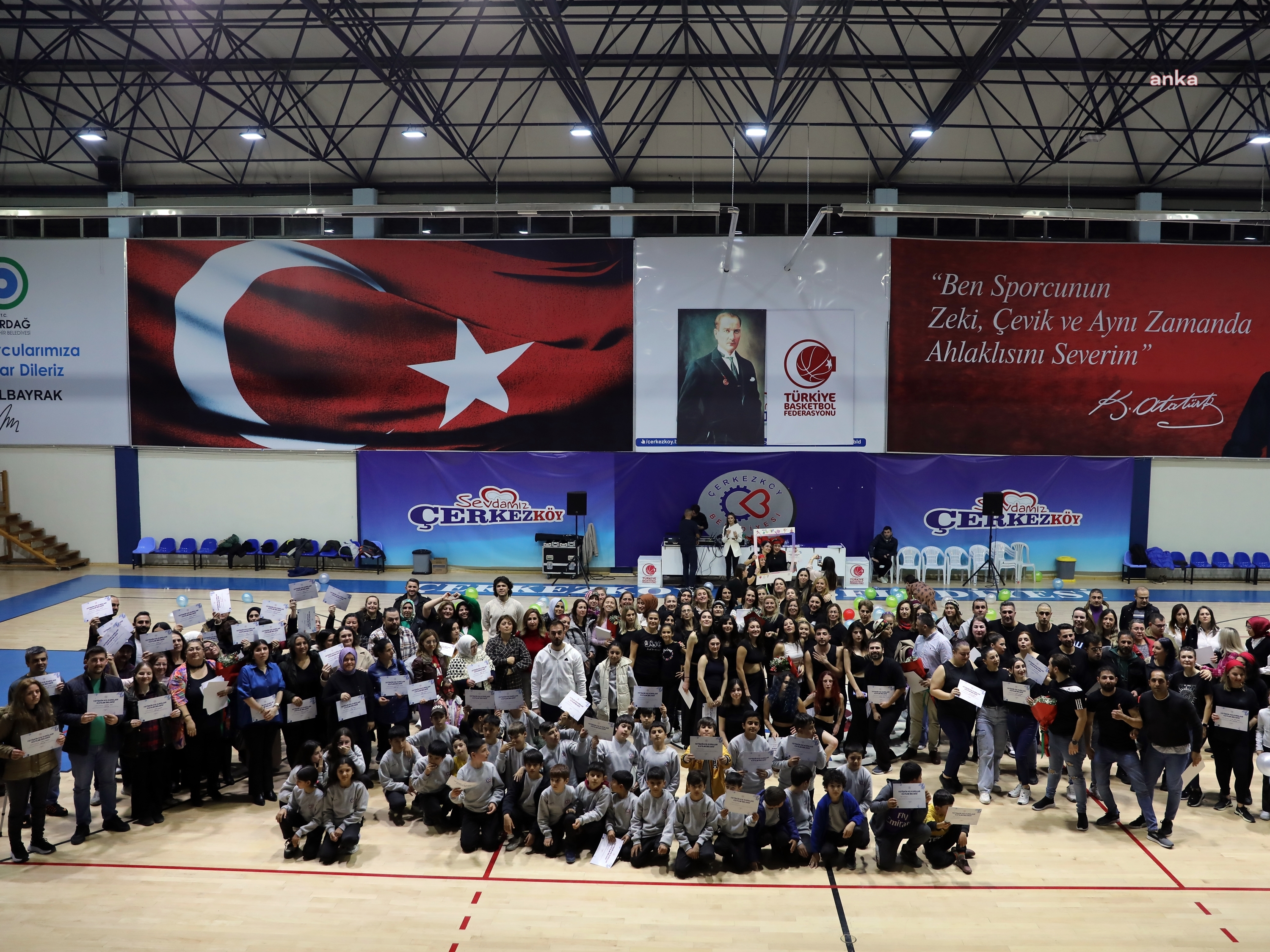 ÇERKEZKÖY BELEDİYESİ KIŞ SPOR KURSLARI 1. DÖNEMİ TAMAMLANDI