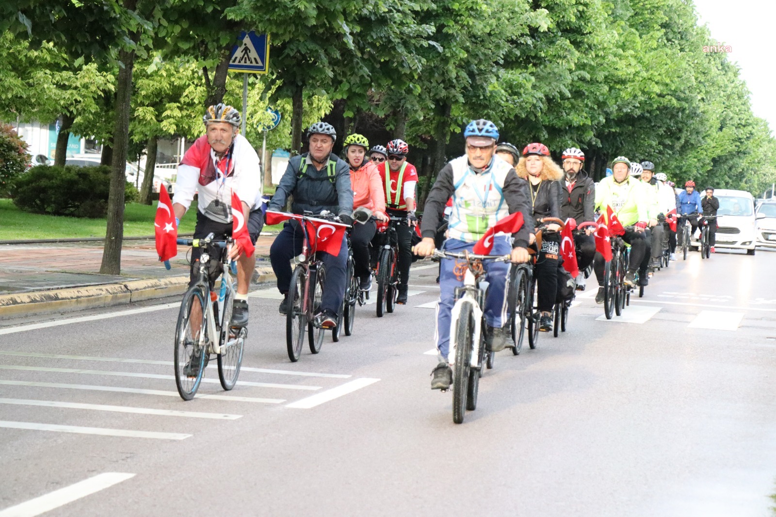İZMİT BELEDİYESİ, 2023’TE BİNLERCE KİŞİYİ SPORLA BULUŞTURDU