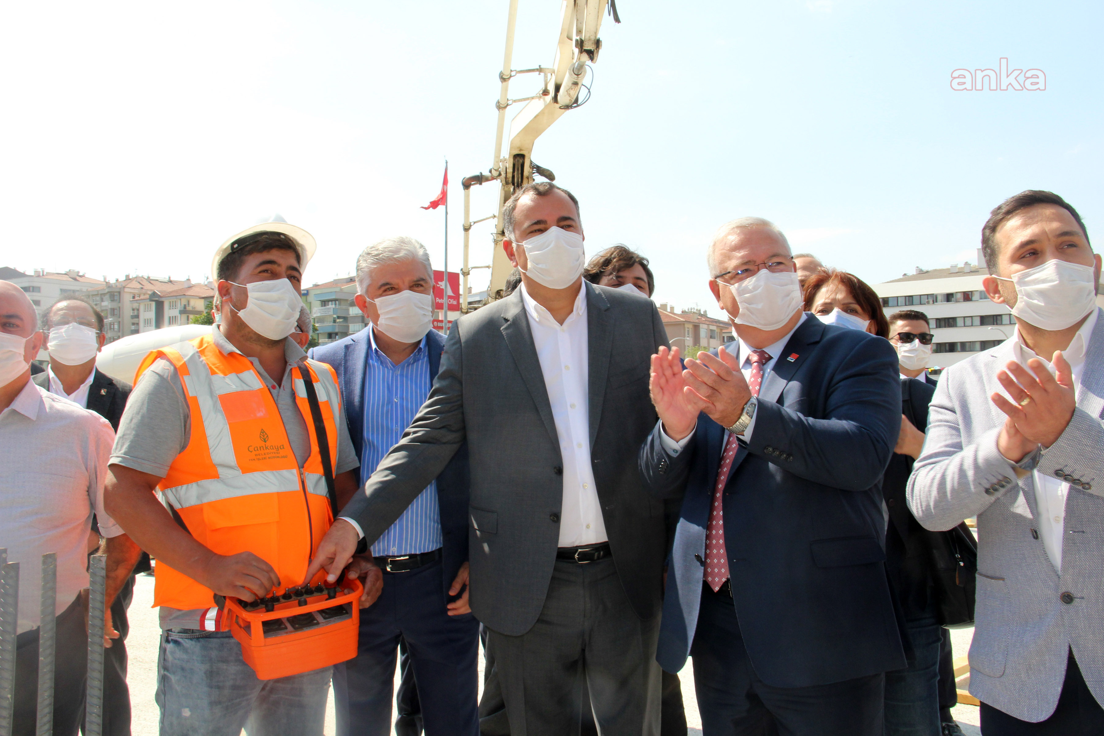 ÇANKAYA BELEDİYESİ'NİN YENİ HİZMET BİNASININ TEMELİ ATILDI
