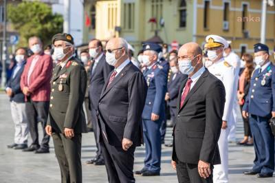 TUNÇ SOYER, GAZİLER GÜNÜ TÖRENİNE KATILDI