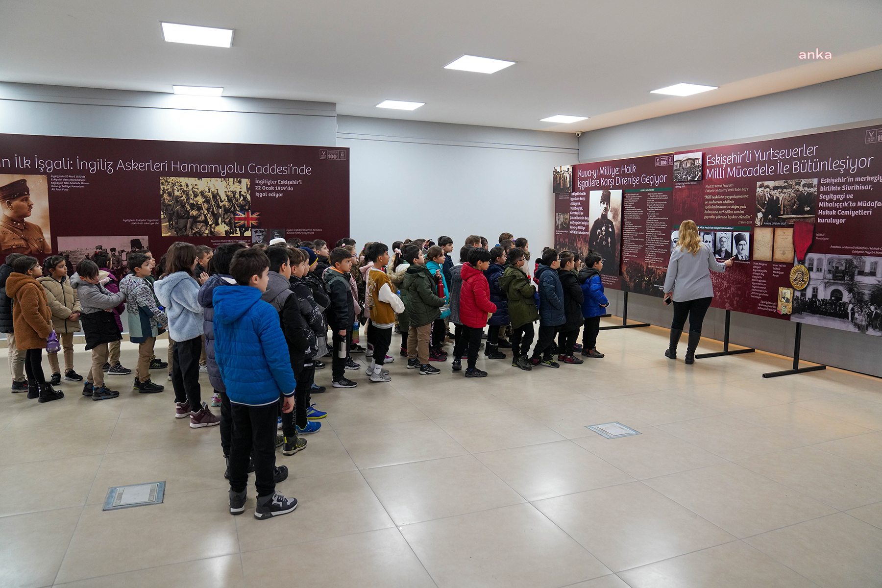 TEPEBAŞI'NDA ÇOCUKLAR, ESKİŞEHİR’İN KURTULUŞUNU GÖRSELLERLE ÖĞRENİYOR
