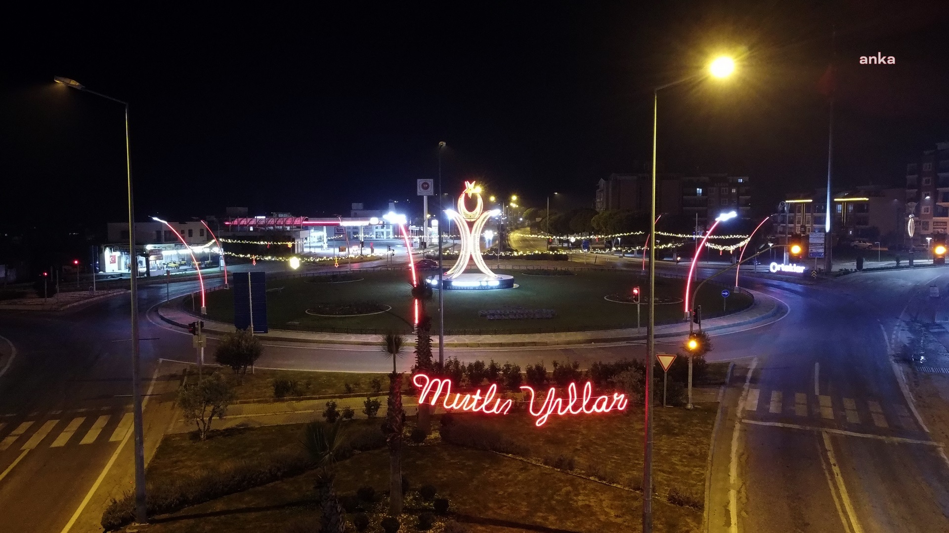 GERMENCİK BELEDİYESİ'NİN ÇALIŞMALARIYLA KENT IŞIL IŞIL OLDU