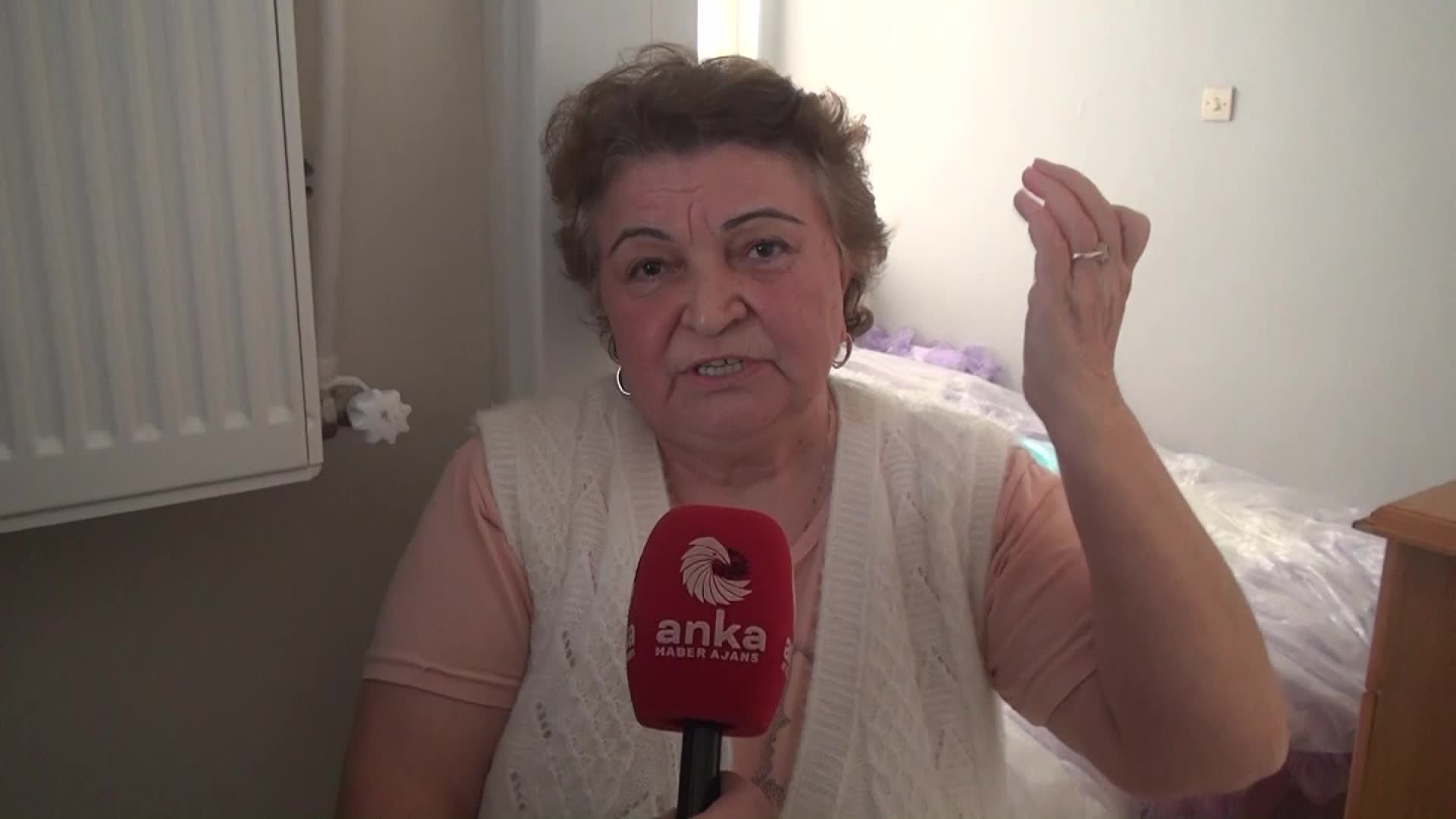 SİNOP’TA HER YAĞMURDA EVİ SU ALAN VATANDAŞ: "YAPTIRMAYA PARAM YETMİYOR Kİ, NASIL YAPTIRAYIM?"
