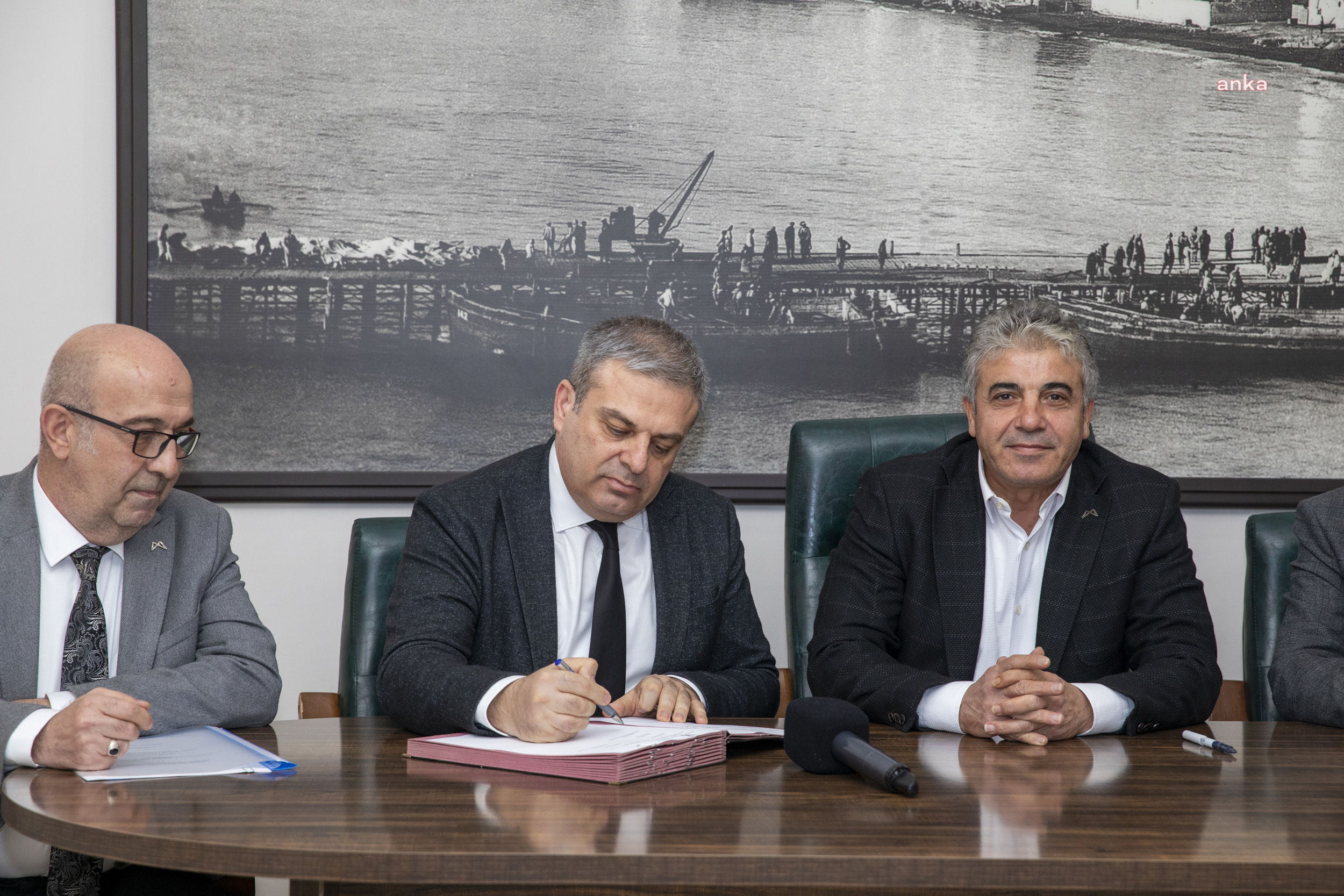 MERSİN BÜYÜKŞEHİR’DEN SOSYAL DENGE SÖZLEŞMESİ İLE MEMURA YÜZDE 120 ARTIŞ
