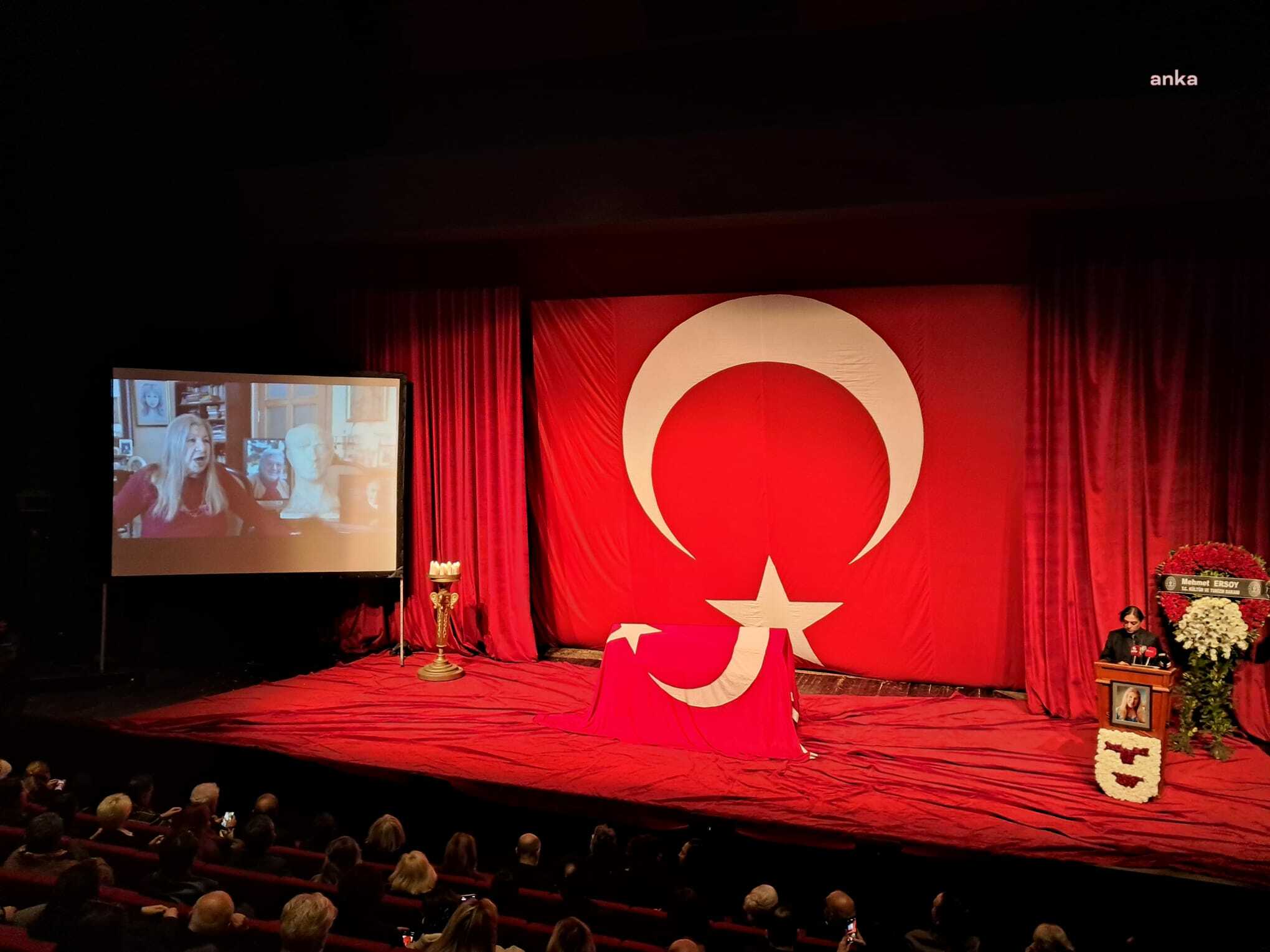 USTA SANATÇI AYLA ALGAN SON YOLCULUĞUNA UĞURLANDI