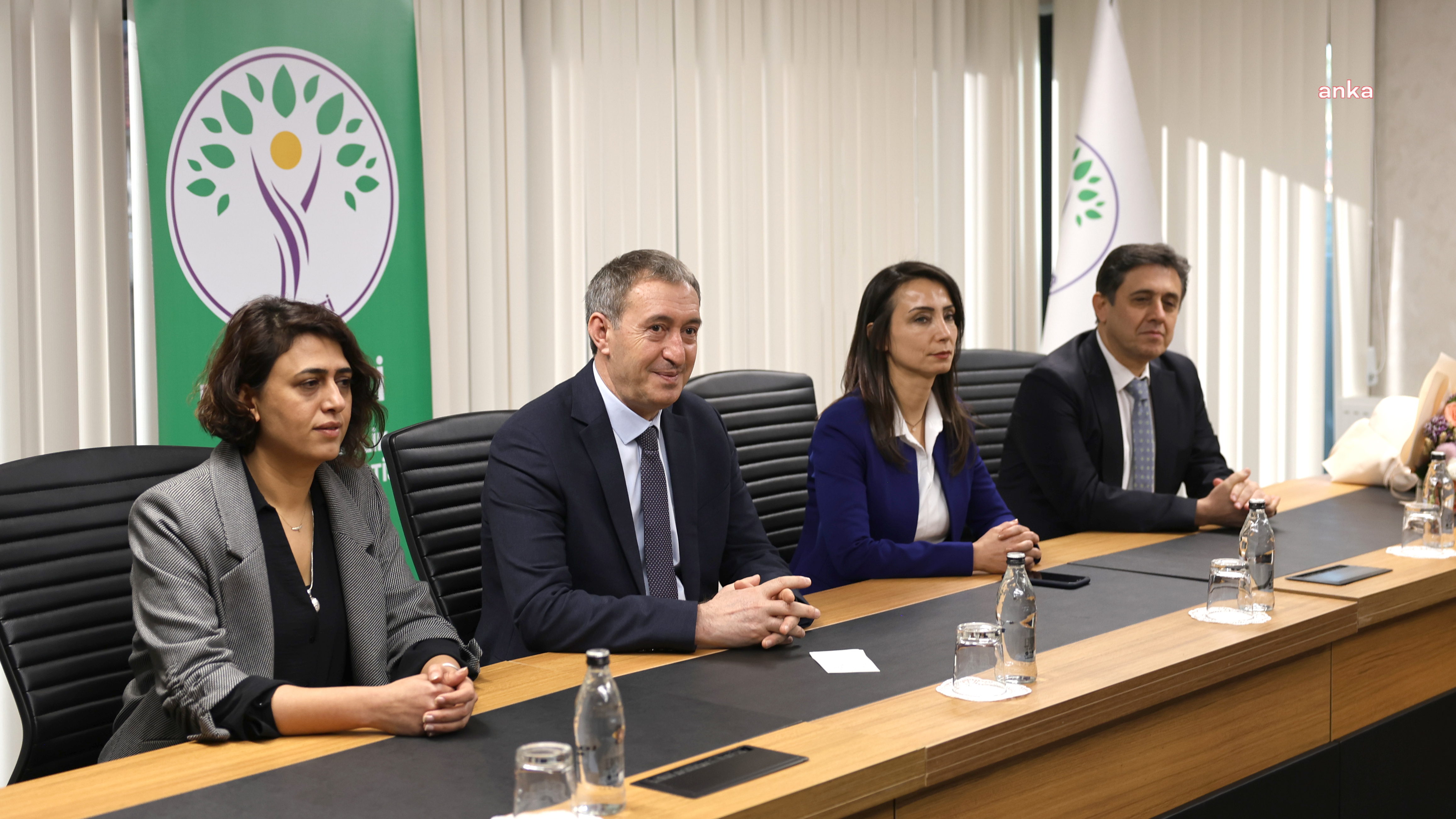 DEM PARTİSİ, 31 MART İÇİN ÖNSEÇİM YAPILACAĞINI AÇIKLADI