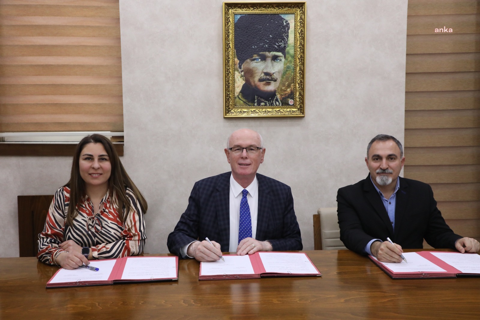 EMEK ŞİİR ÖDÜLÜ'NÜN ÜÇÜNCÜSÜ DÜZENLENİYOR