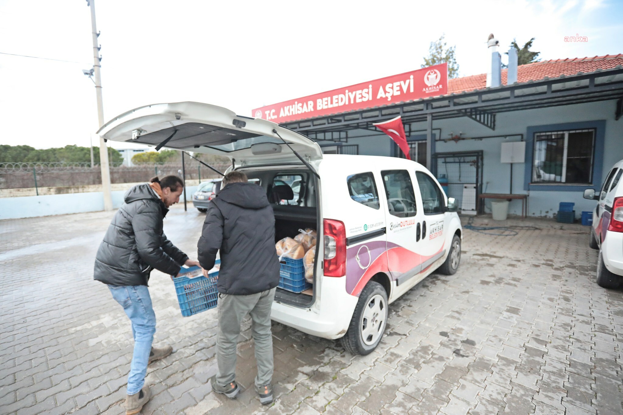 AKHİSAR BELEDİYESİ AŞEVİ, İHTİYAÇ SAHİBİ VATANDAŞLARIN YANINDA