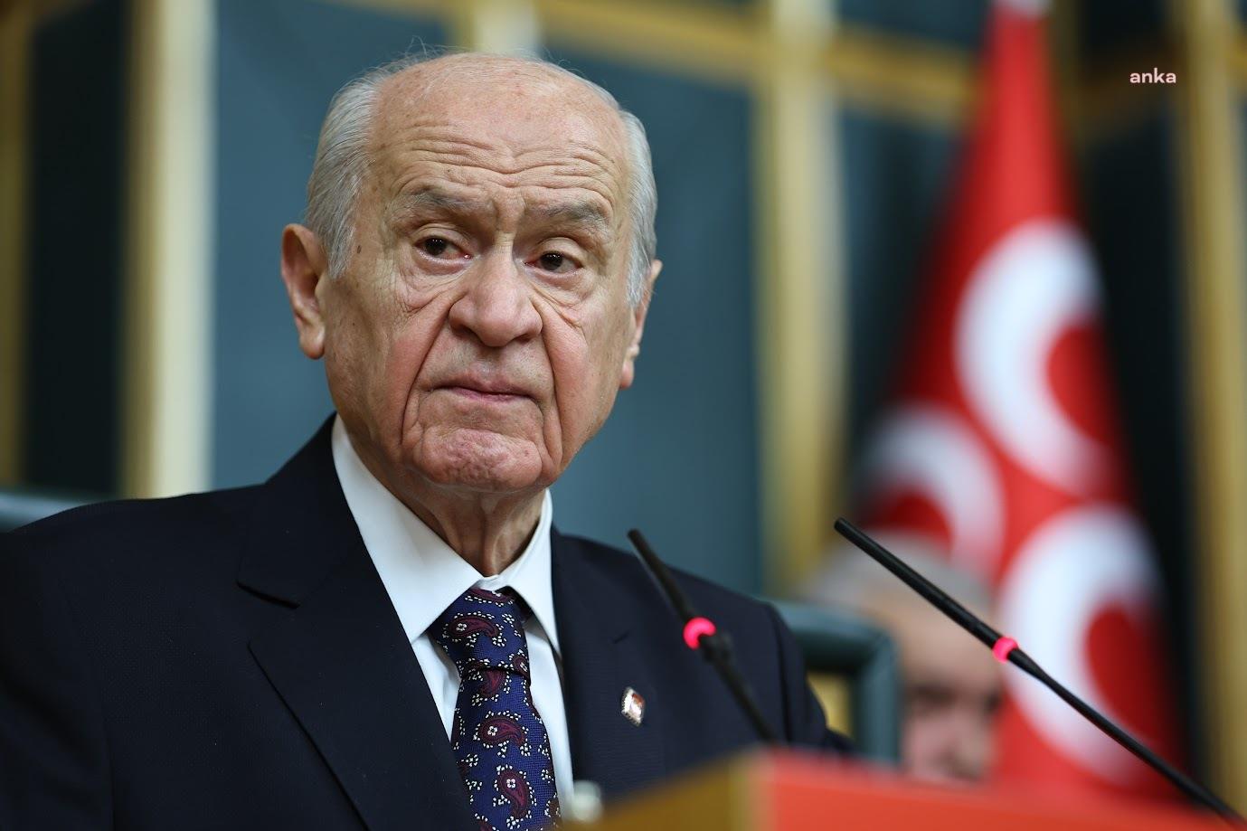 DEVLET BAHÇELİ: GAZETECİLERİMİZİN 10 OCAK DÜNYA ÇALIŞAN GAZETECİLER GÜNÜNÜ TEBRİK EDİYOR, GÖREVİNİ İCRA EDERKEN HAYATLARINI KAYBEDEN GAZETECİLERE CENAB-I ALLAH'TAN RAHMETLER DİLİYORUM