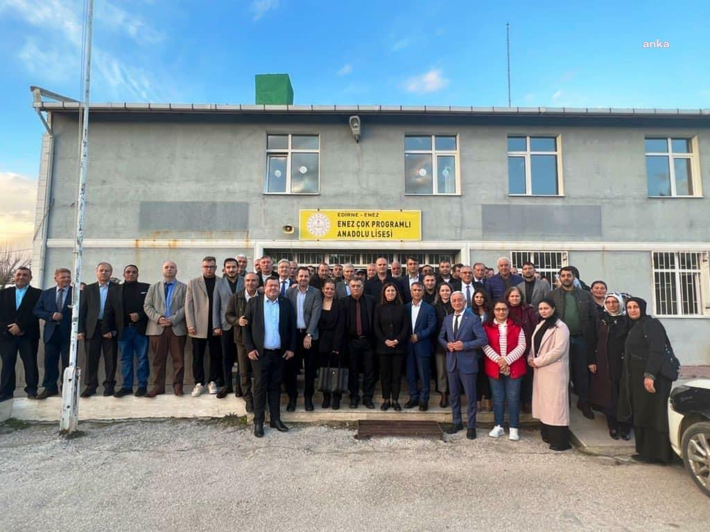 CHP EDİRNE İL BAŞKANI KAHRAMAN'DAN AKP TOPLANTILARININ OKULLARDA YAPILMASINA TEPKİ: "İKTİDAR PARTİSİNİN DEVLETİ KENDİ MALI GÖRDÜĞÜNÜN SOMUT GÖSTERGELERİNDEN BİRİDİR"