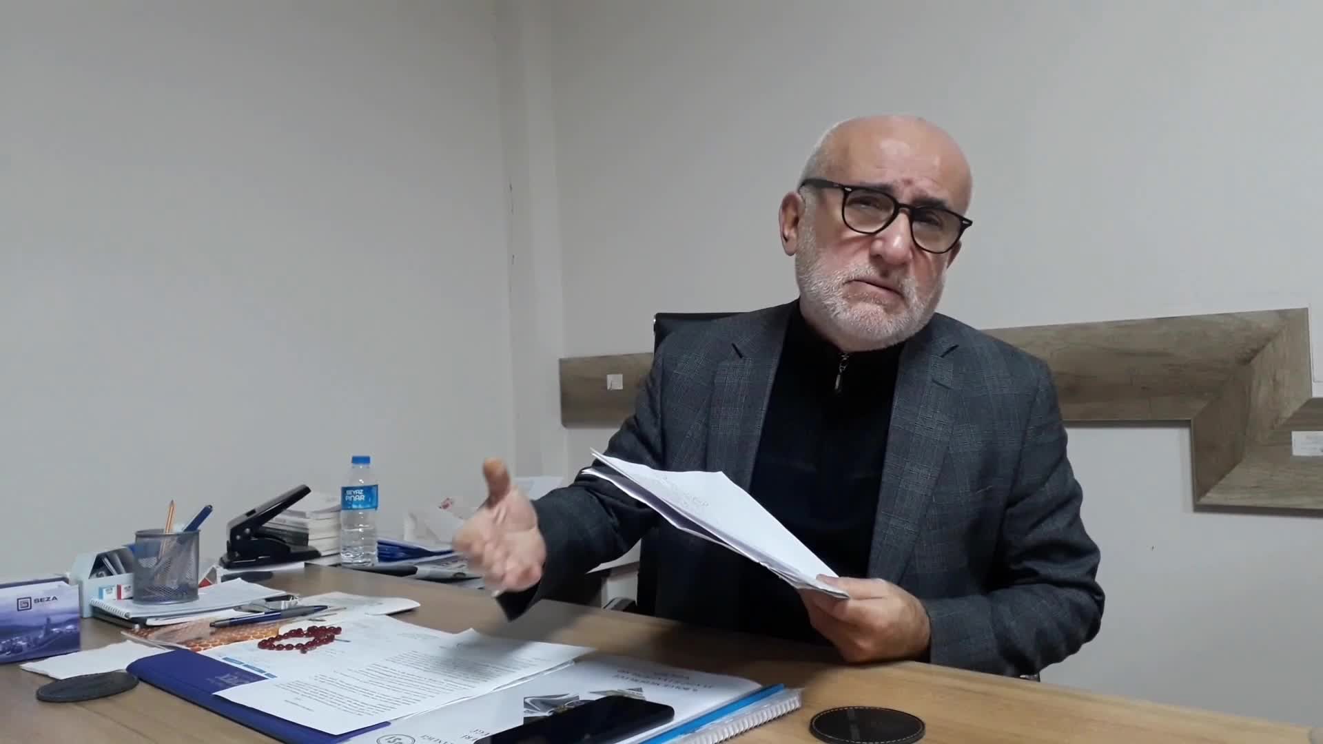 MHP ELAZIĞ İL GENEL MECLİSİ ÜYESİ DİLEK: KÖYDE OTURAN VATANDAŞLARIN HASARLI EVLERİ BOŞALTILMAK İSTENİYOR. BU İNSANLARA HAK SAHİPLİĞİ ÇERÇEVESİNDE BİR ŞEY VERDİNİZ Mİ?