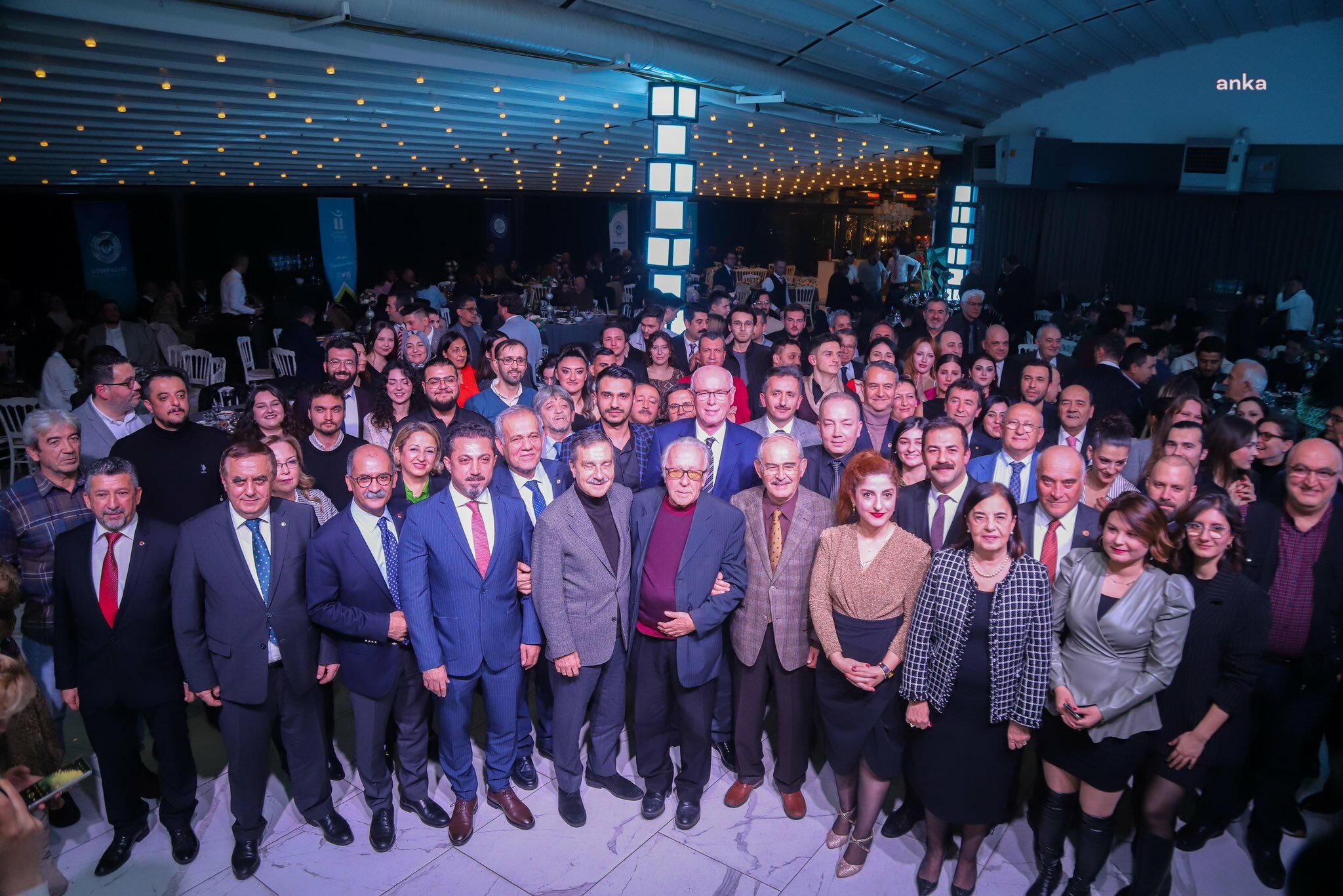 ESKİŞEHİRLİ BASIN EMEKÇİLERİ, 10 OCAK ÇALIŞAN GAZETECİLER GÜNÜ İÇİN DÜZENLENEN YEMEKTE BULUŞTU