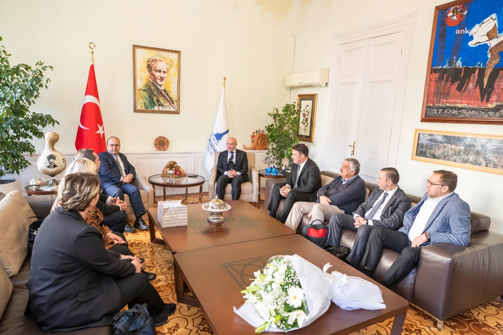 İZMİRLİ TURİZMCİLERDEN BAŞKAN SOYER'E TEŞEKKÜR ZİYARETİ