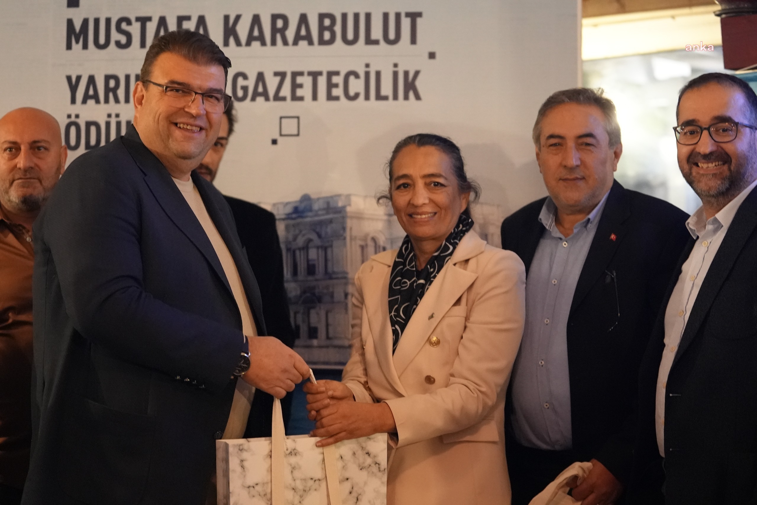 ÇALIŞAN GAZETECİLER GÜNÜ’NDE SEFERİHİSAR'DA ANLAMLI TÖREN