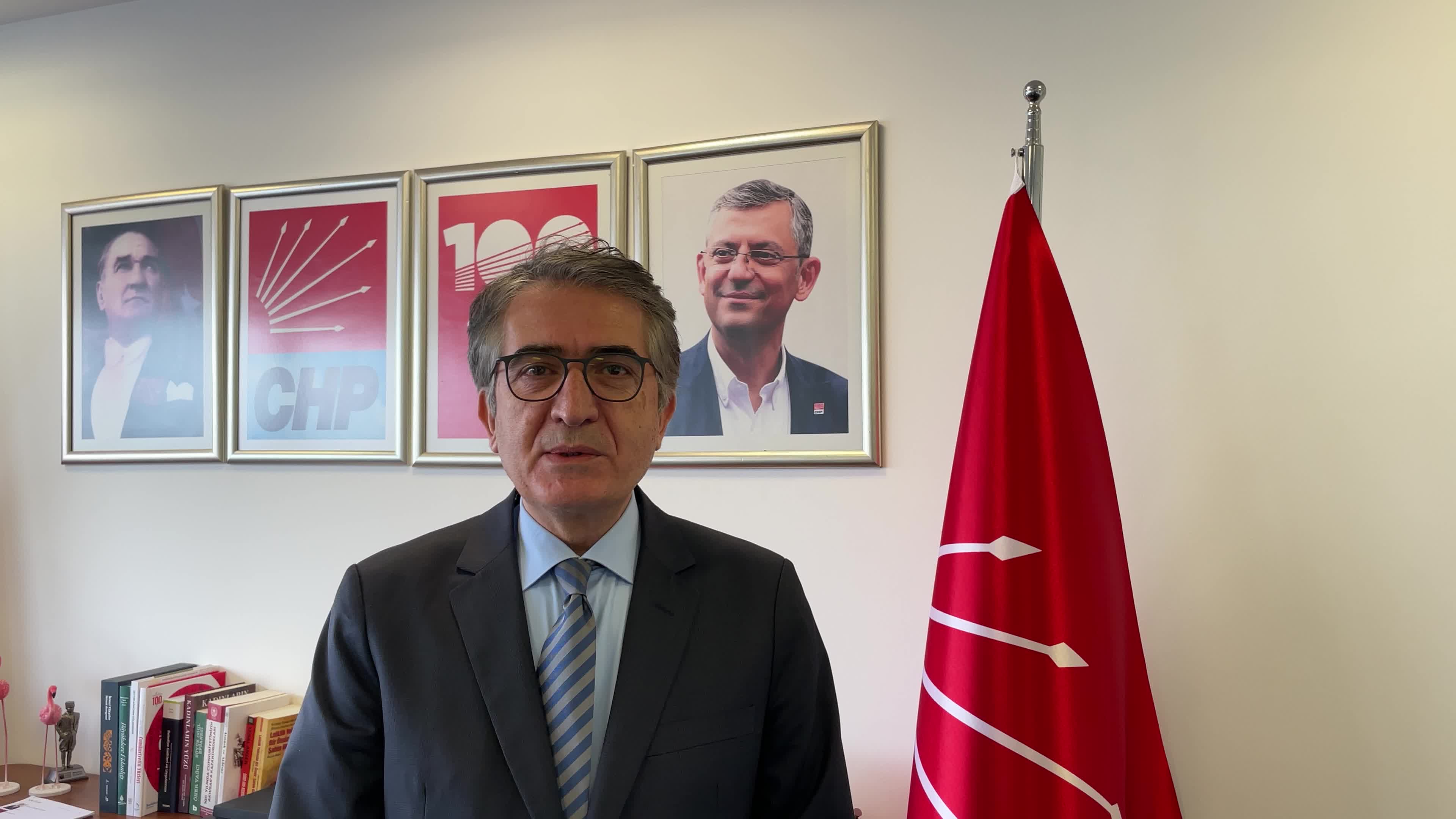 YALÇIN KARATEPE: "EMEKLİ AYLIKLARININ ASGARİ ÜCRETE ENDEKSLENMESİ GEREKİR YA DA YÜZDE 90 GİBİ BİR ORAN TESPİT EDİLEBİLİR"