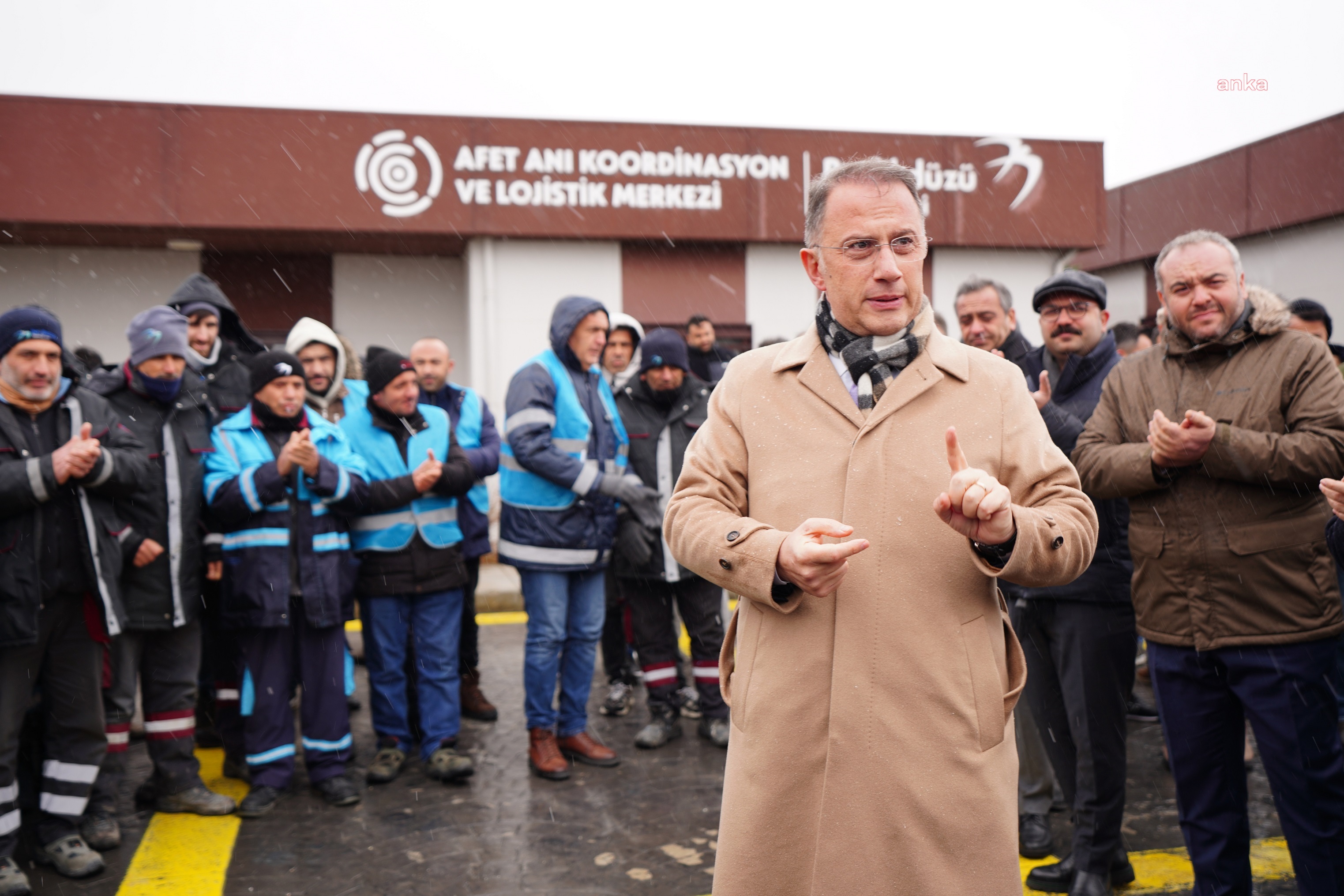 BEYLİKDÜZÜ BELEDİYE BAŞKANI ÇALIK: "BEYLİKDÜZÜ’NDE KIŞLA MÜCADELE İÇİN TÜM HAZIRLIKLARIMIZ TAMAM"