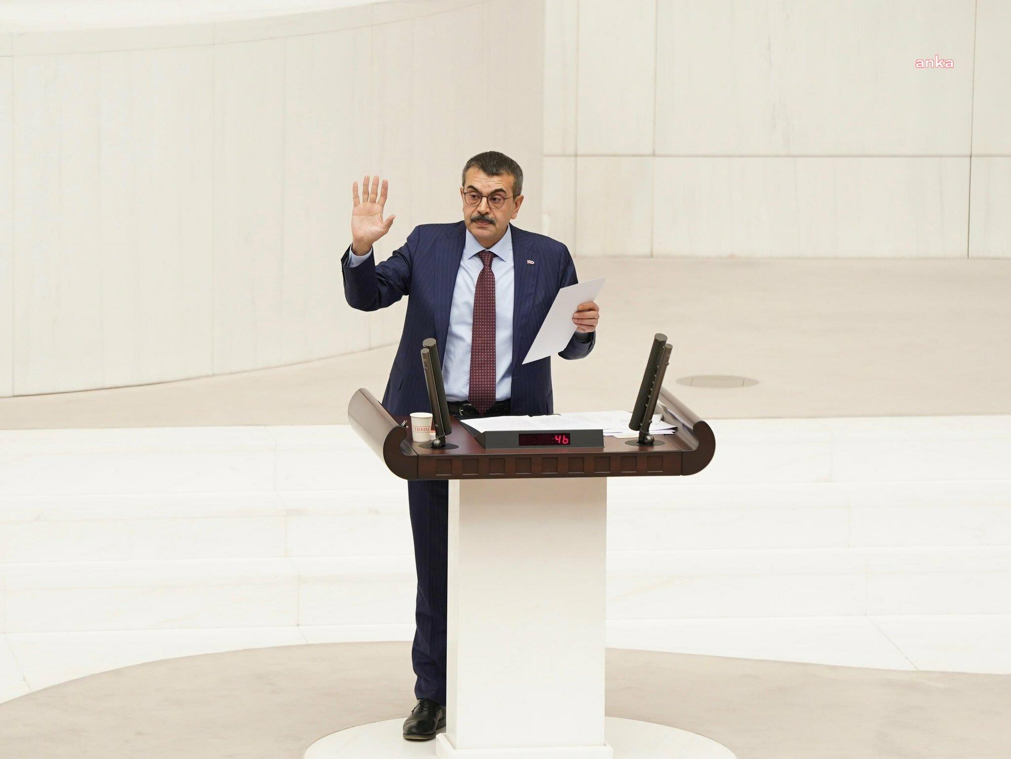 MİLLİ EĞİTİM BAKANI TEKİN: "PENÇE-KİLİT HAREKÂT BÖLGESİNDE ŞEHİT OLAN VATAN EVLATLARININ AZİZ HATIRALARINI YAŞATMAK AMACIYLA TÜM TEMEL EĞİTİM VE ORTAÖĞRETİM KURUMLARINDA BİR DAKİKALIK SAYGI DURUŞUNDA BULUNULACAKTIR"