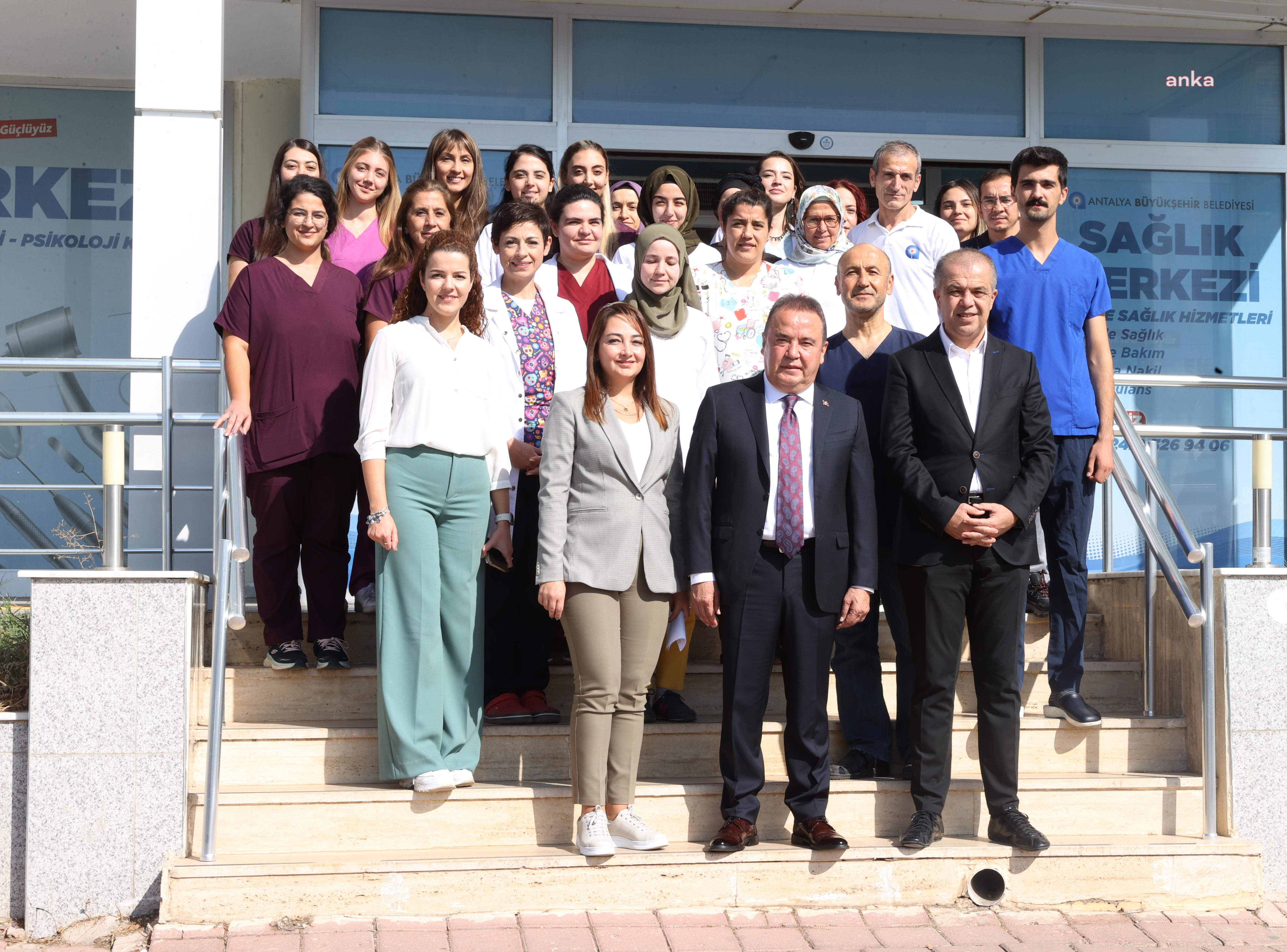 ANTALYA BÜYÜKŞEHİR'DEN 42 BİN 764 KİŞİYE ÜCRETSİZ DİŞ TEDAVİSİ