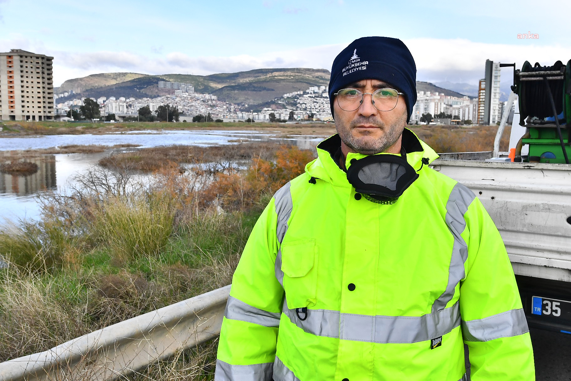 iZMİR'DE 300 BİN NOKTADA SİVRİSİNEK MÜCADELESİ