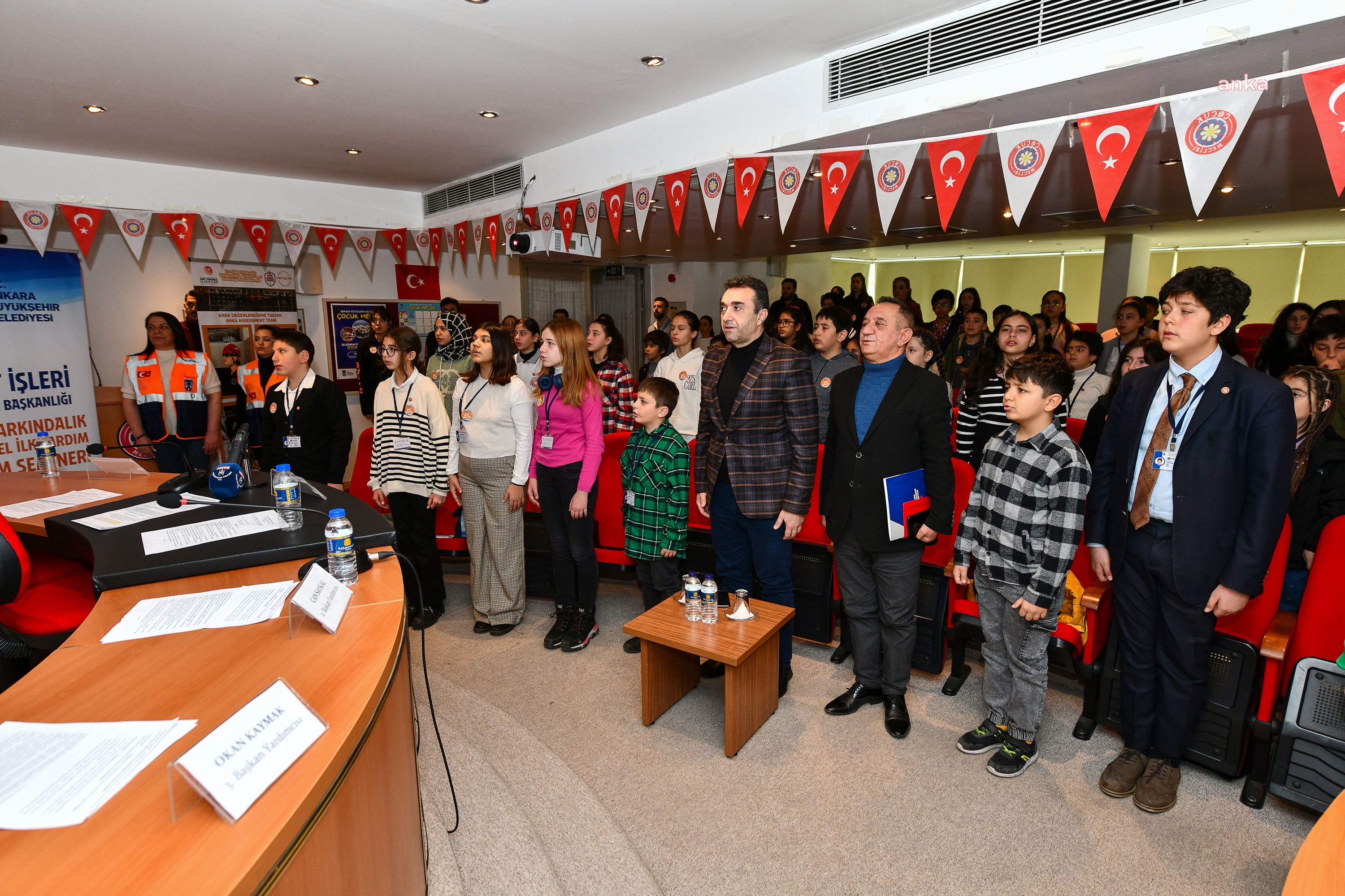ANKARA BÜYÜKŞEHİR BELEDİYESİ ÇOCUK MECLİSİ’NDE  'AFET FARKINDALIK VE TEMEL İLK YARDIM EĞİTİM SEMİNERİ'