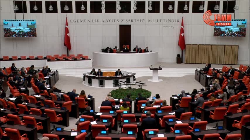 AYHAN BARUT: “EMEKLİLERİMİZİN HAKKI AÇLIK VE YOKSULLUK SINIRININ ALTINDA BİR MAAŞ DEĞİLDİR"