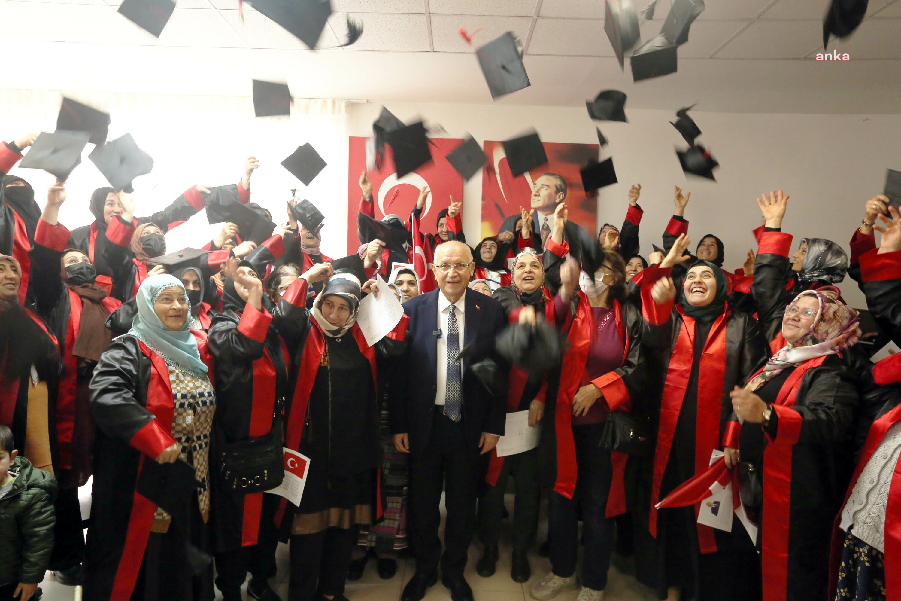 YENİMAHALLE’NİN YENİ OKUR-YAZARLARI KEP ATTI
