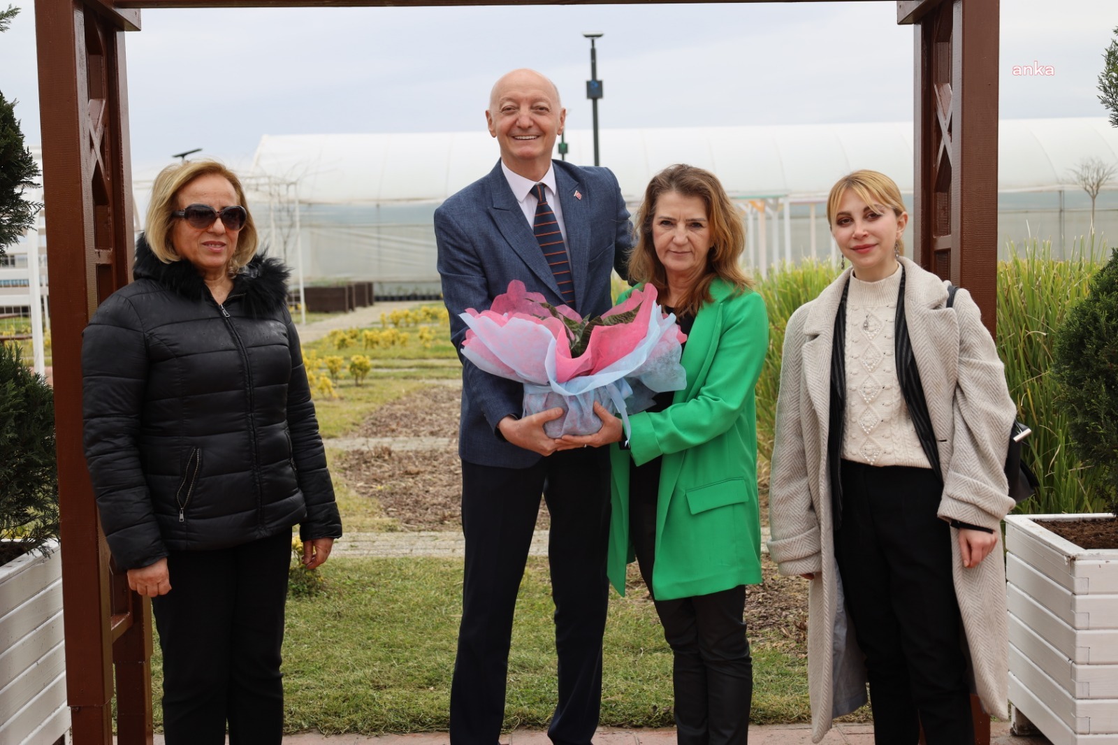 İZMİT BELEDİYESİ, ‘TOPRAK DEDE’ VE ‘YAPRAK DEDE’Yİ UNUTMADI