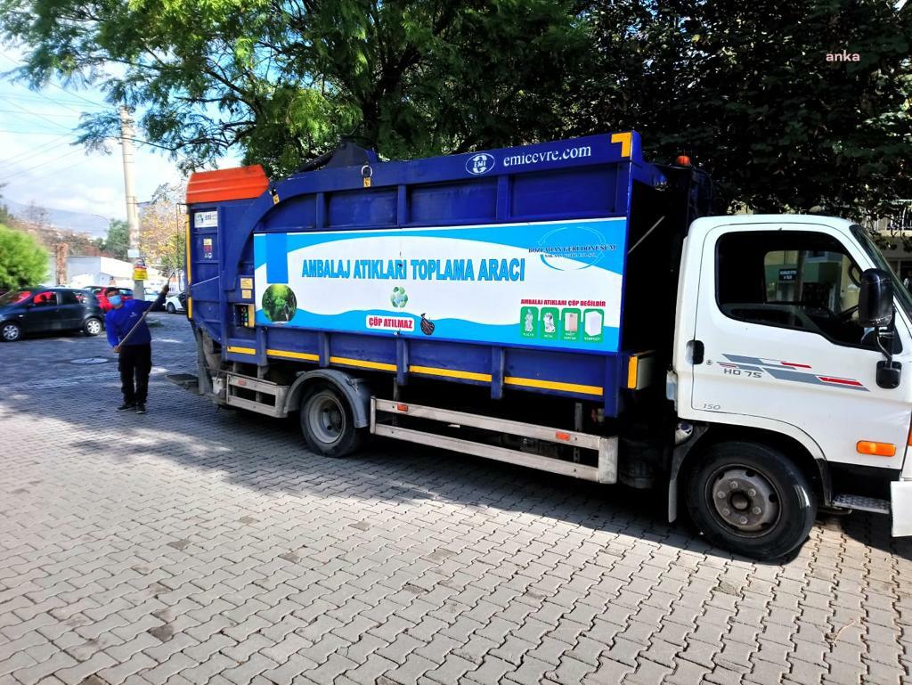 BAYRAKLI’DAN GERİ DÖNÜŞÜME GÜNDE 2 TON DESTEK
