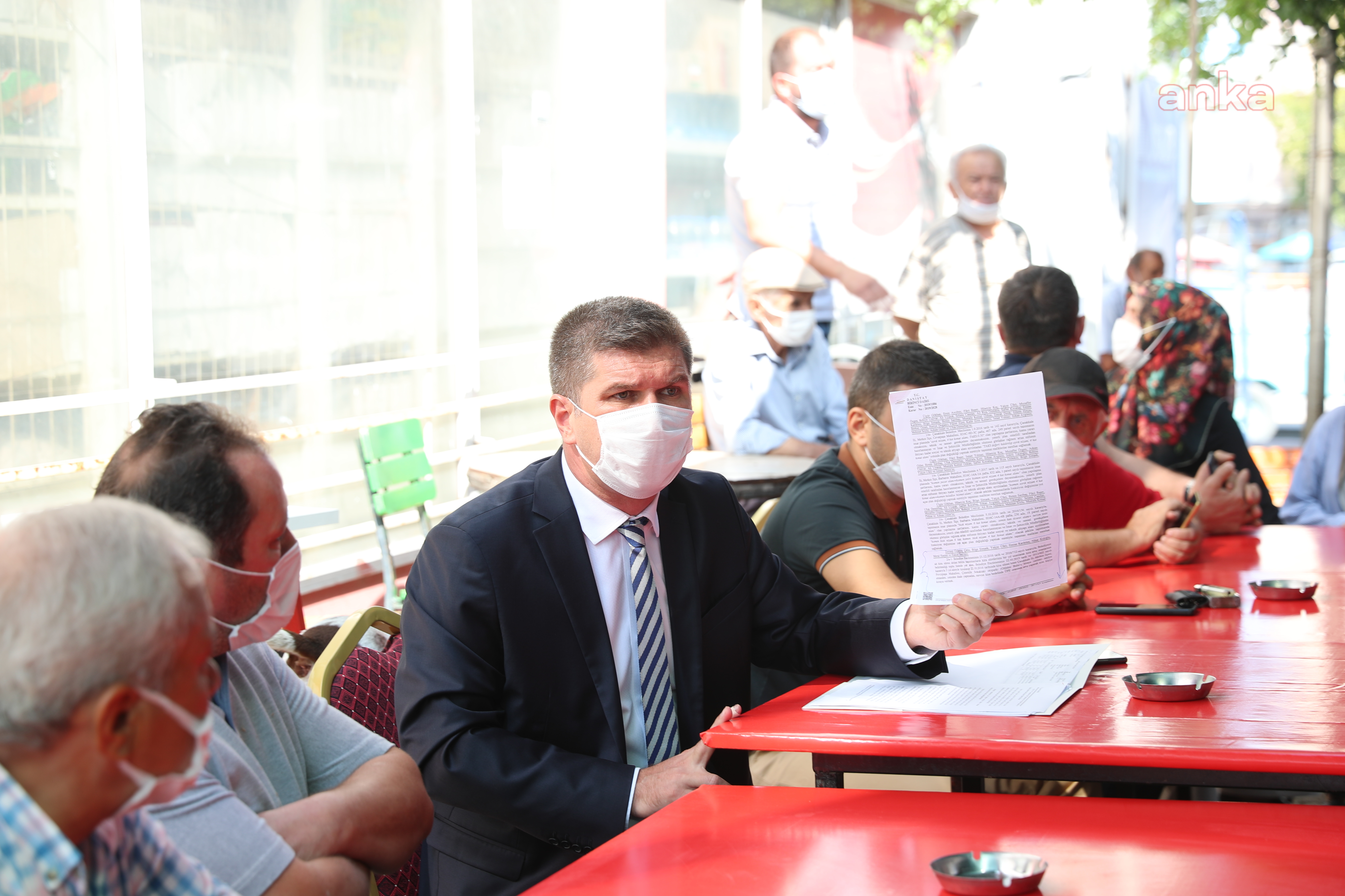 BURDUR BELEDİYE BAŞKANI ERCENGİZ, AŞAĞI PAZAR ESNAFI İLE BİR ARAYA GELDİ