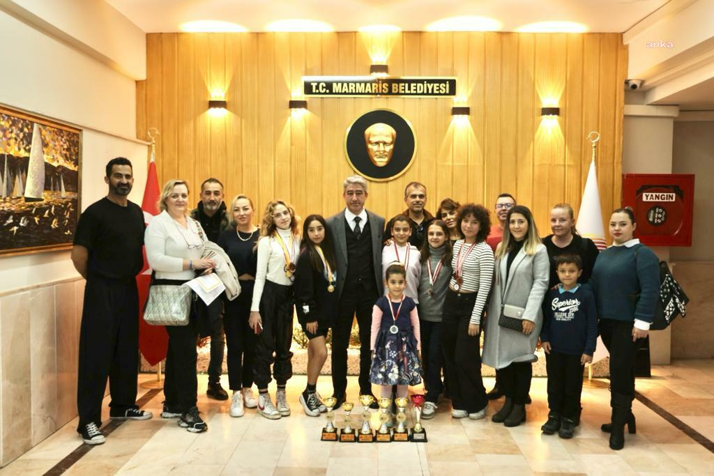 MARMARİS BELEDİYE BAŞKANI OKTAY, ŞAMPİYON DANSÇILARI AĞIRLADI