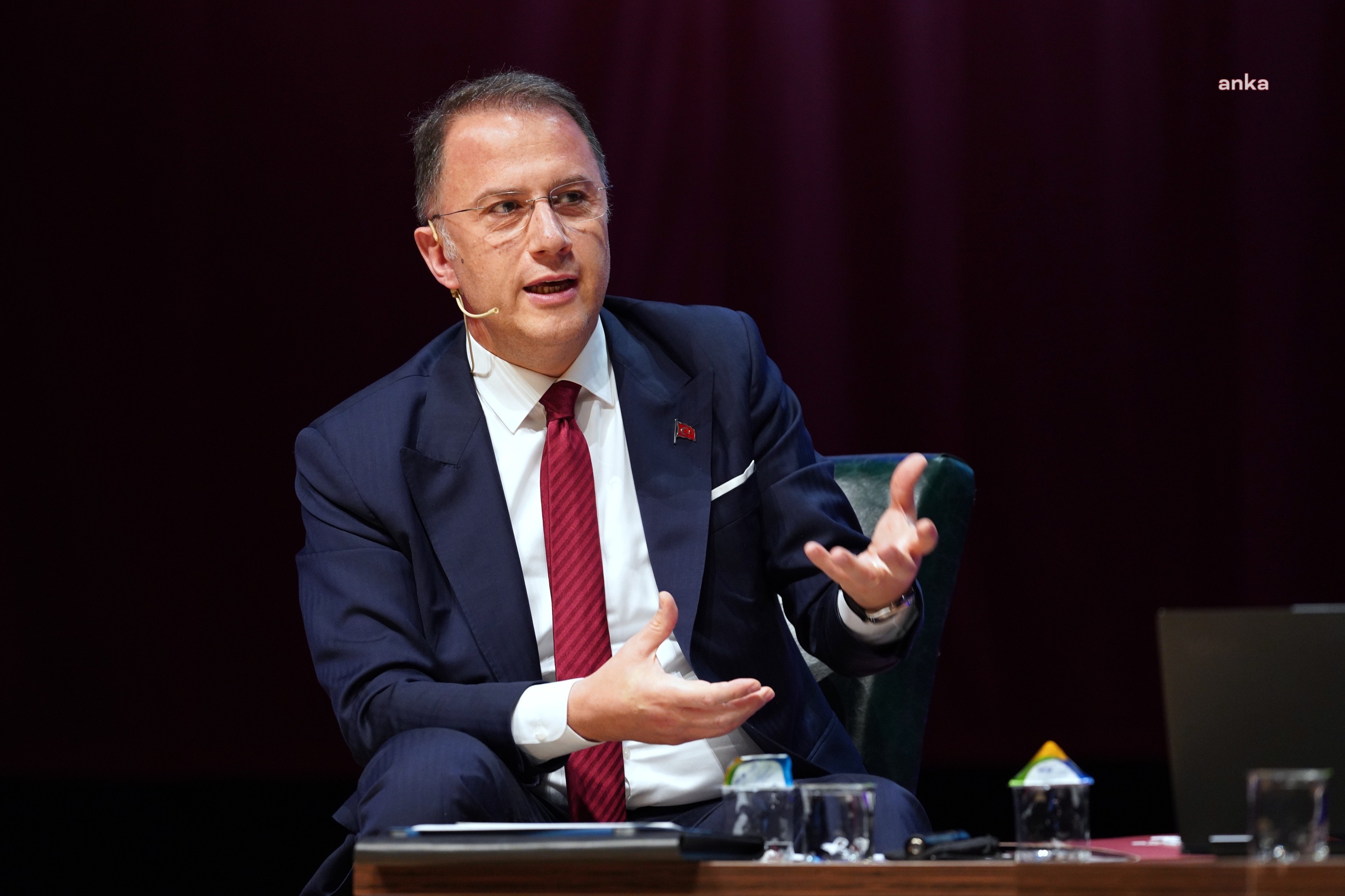 BEYLİKDÜZÜ BELEDİYE BAŞKANI ÇALIK, KENTSEL DÖNÜŞÜM PANELİNDE KONUŞTU