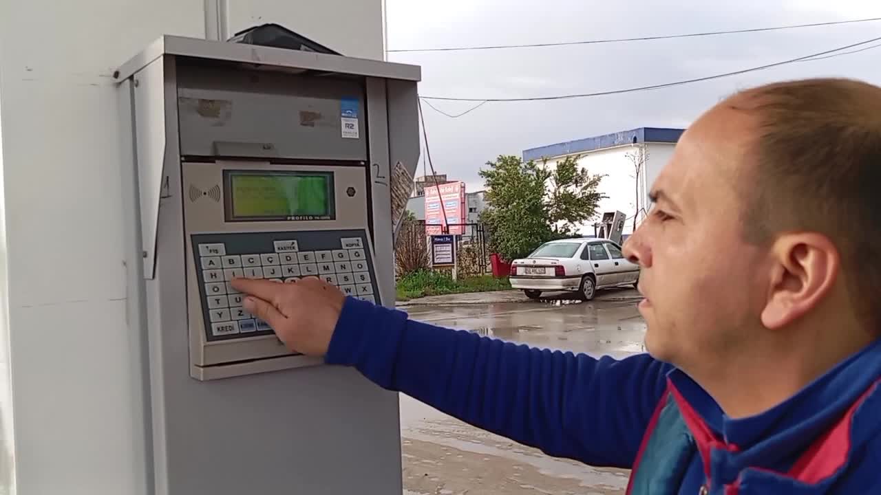 MAZOTA GELEN ZAMMA TEPKİ GÖSTEREN KADİRLİLİ VATANDAŞ: "YEME ZAM YAPIYORLAR MAZOTA ZAM YAPIYORLAR, USANDIK BIKTIK ARTIK"