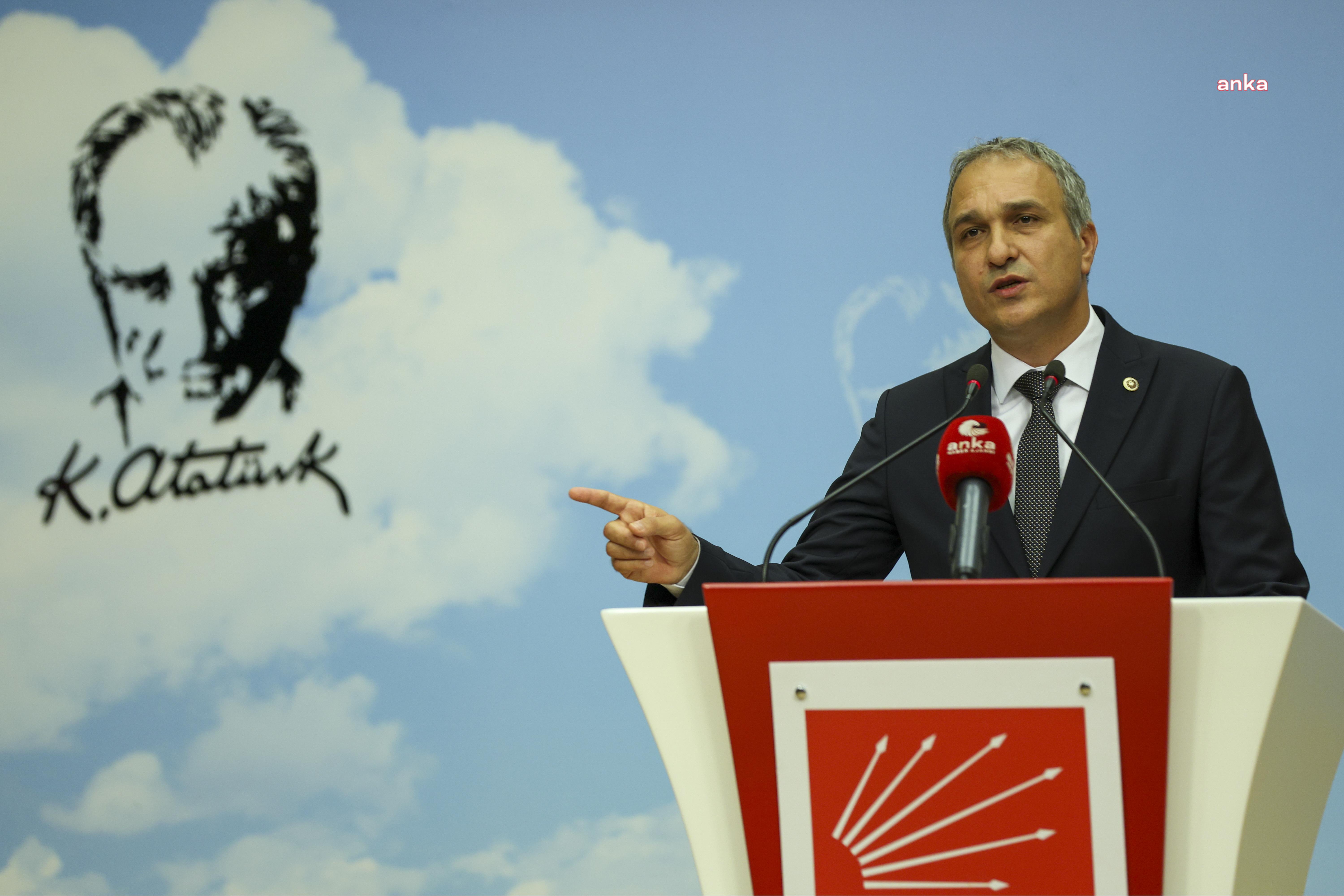 SUAT ÖZÇAĞDAŞ'TAN BAKAN TEKİN'E 'ÖZEL OKUL' TEPKİSİ: “ÇÖZÜM ÜRETMEK İÇİN ADIM ATMAK YERİNE KURUMLARI UYURMAKLA YETİNECEKSE İSTİFA EDEREK KONUYU UZAKTAN TAKİP EDEBİLİR"