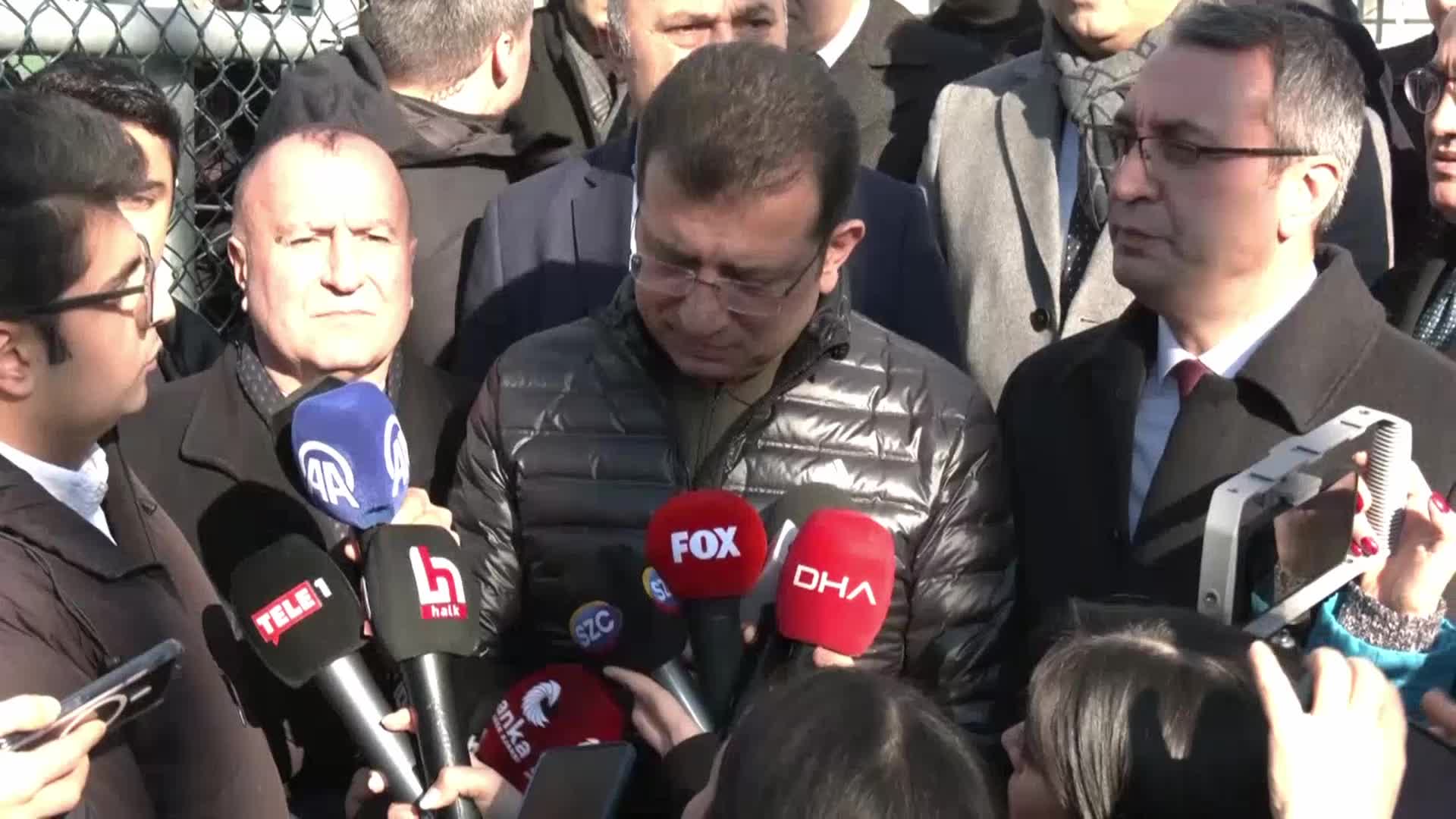 İMAMOĞLU’NDAN KURUM’A ‘KANAL  İSTANBUL’ YANITI: “BAK, BAK, BAK, BAK! SEÇİM NELERE MUKTEDİR? BU KADAR HARARET, NİYE BÖYLE BİR ANDA SÖNDÜ?”