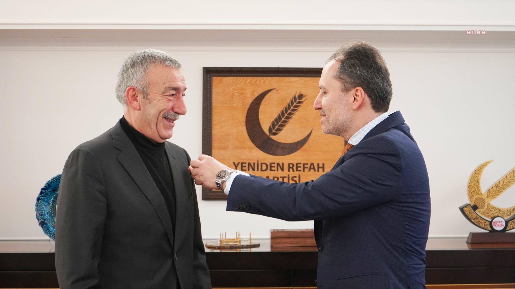 AKP'Lİ ESKİ MİLLETVEKİLLERİ YENİDEN REFAH PARTİSİ'NDEN BELEDİYE BAŞKAN ADAYI OLDU