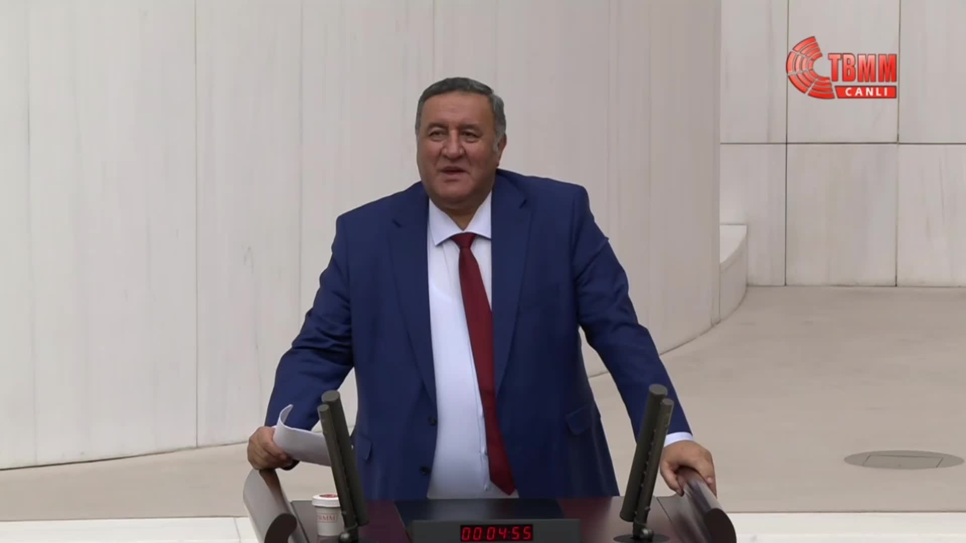 CHP'NİN EMEKLİLERİN SORUNLARININ ARAŞTIRILMASI ÖNERİSİ TBMM'DE AKP VE MHP MİLLETVEKİLLERİNİN OYLARIYLA REDDEDİLDİ
