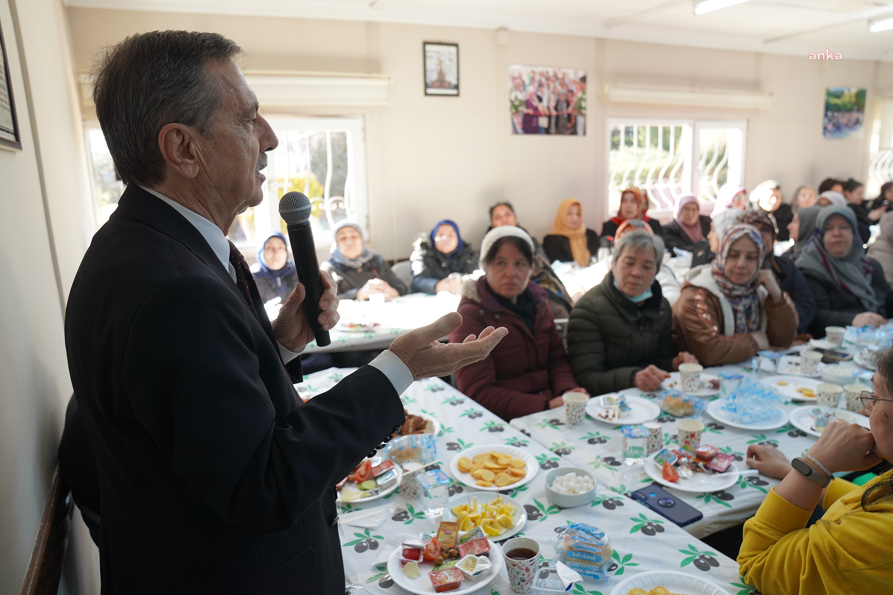 TEPEBAŞI BELEDİYE BAŞKANI ATAÇ: “TÜRKİYE’DE PARMAKLA GÖSTERİLEN İLÇE OLDUK”