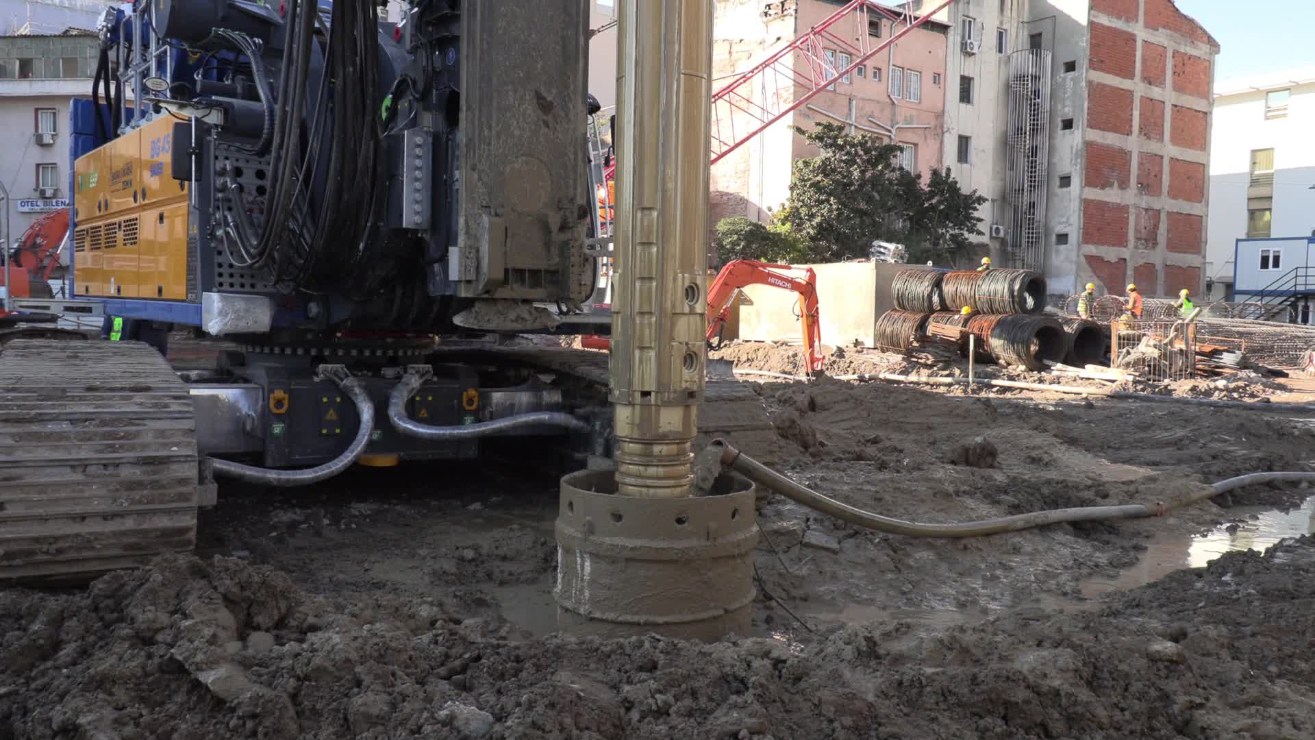 BAŞKAN BATUR'DAN YENİ BİNA ALANINDA İNCELEME