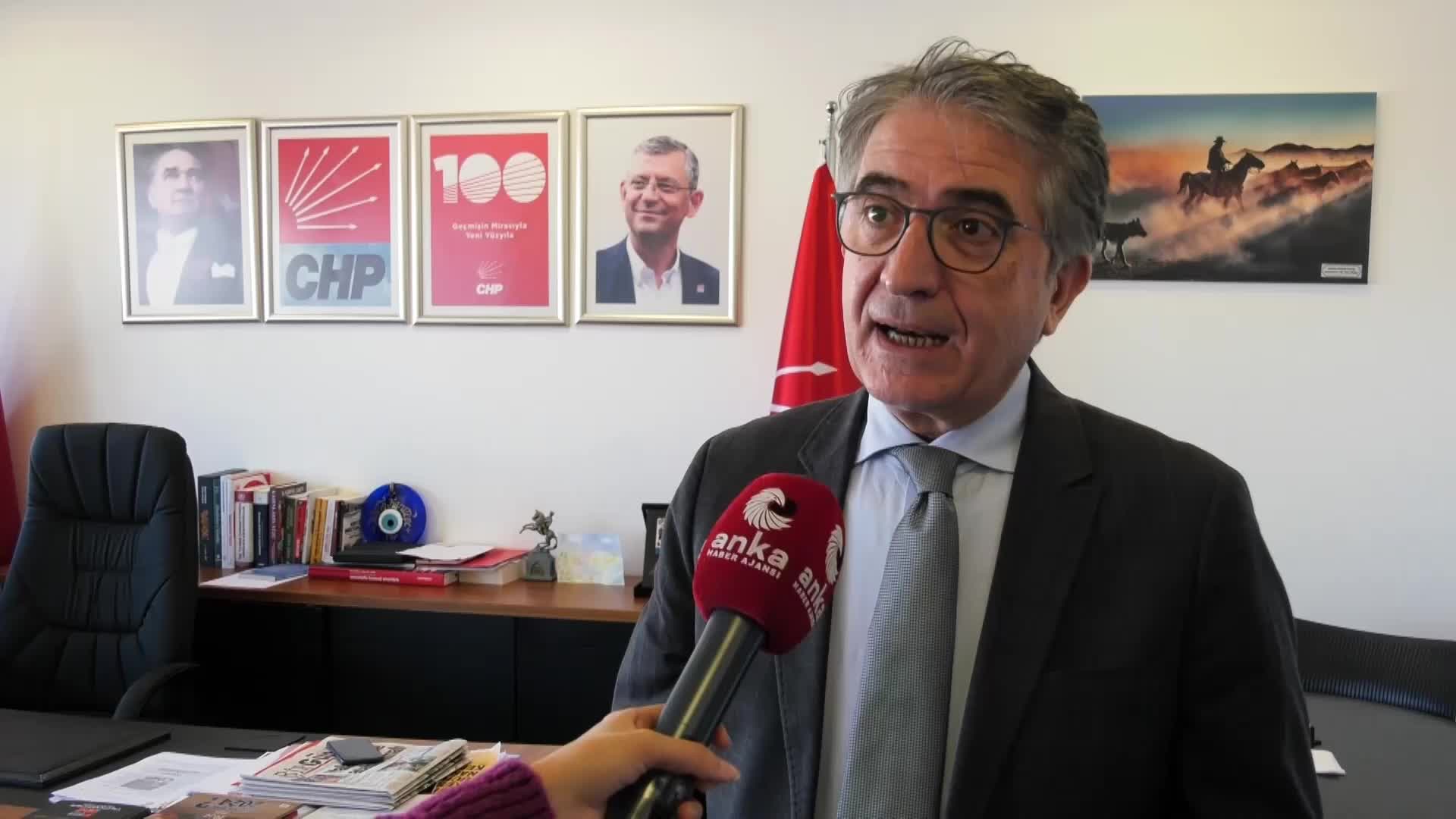YALÇIN KARATEPE: İKTİDAR ‘BİZ O FAİZLERİ ARTTIRIRSAK VATANDAŞ KREDİ KULLANMAZ’ DİYOR. AMA TAKSİTSİZ KREDİ KARTI BORCU YÜZDE 73 ARTMIŞ.  VATANDAŞI YOKSULLAŞTIRARAK, HAYATI ONLARA DAHA PAHALI YAPARAK ENFLASYONLA MÜCADELE EDİLMEZ”
