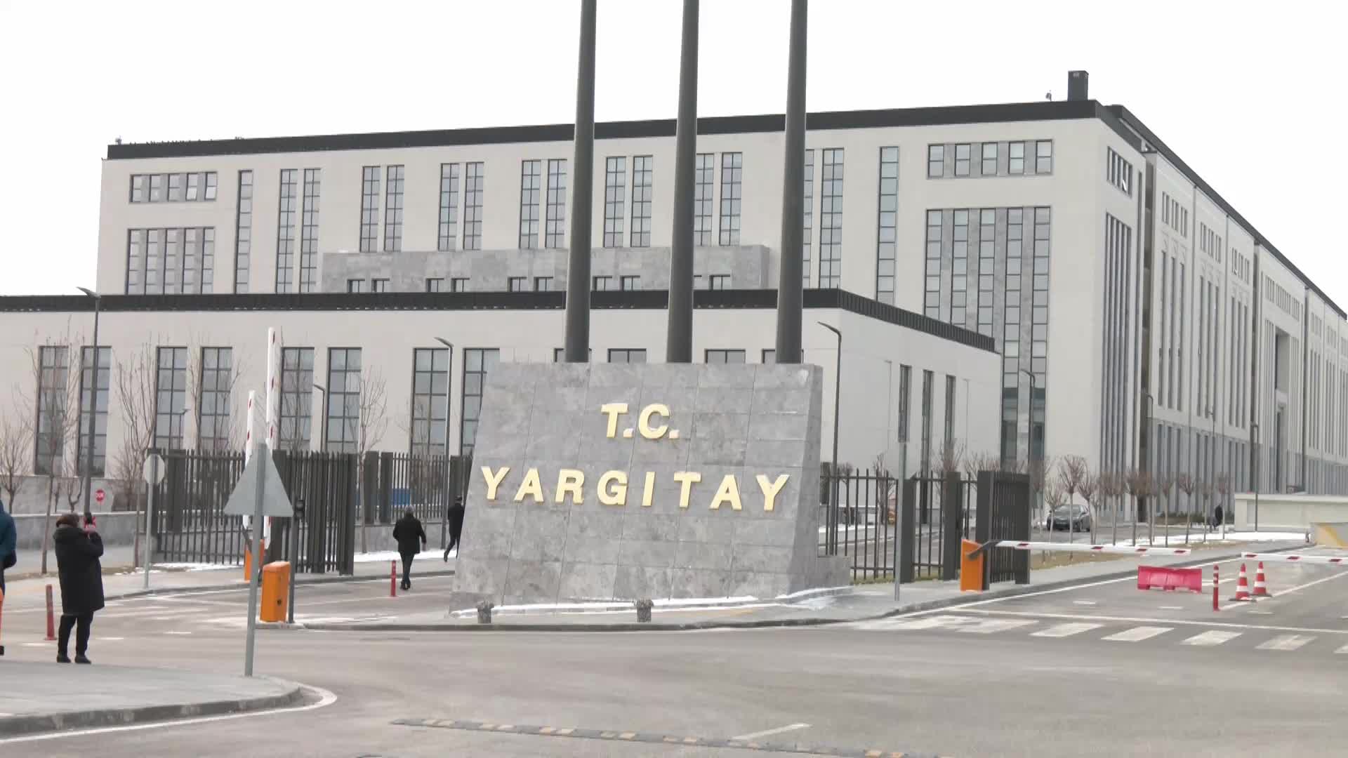 ATA PARTİ, AKP’YE LAİKLİK KARŞITI EYLEMLERİNDEN DOLAYI KAPATMA DAVASI AÇILMASI İÇİN YARGITAY CUMHURİYET BAŞSAVCILIĞI’NA ŞİKAYET DİLEKÇESİ SUNDU