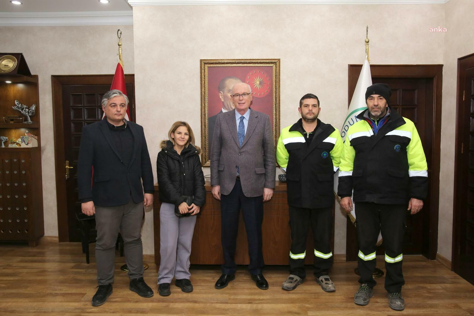 ODUNPAZARI BELEDİYESİ PERSONELİNDEN ÖRNEK DAVRANIŞ