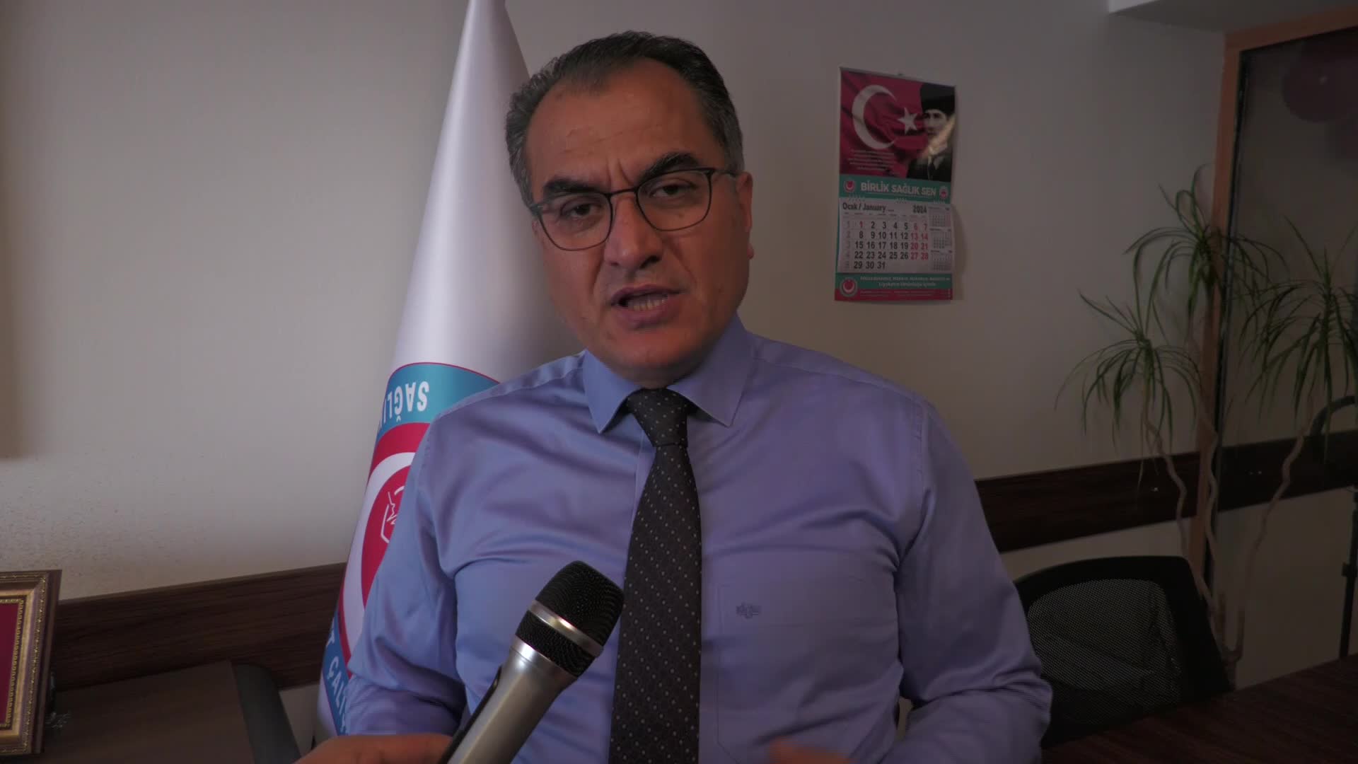 BİRLİK SAĞLIK-SEN: “BAYRAKLI ŞEHİR HASTANESİ'DE PERSONEL VE YAPISAL SORUNLAR DEVAM EDİYOR“